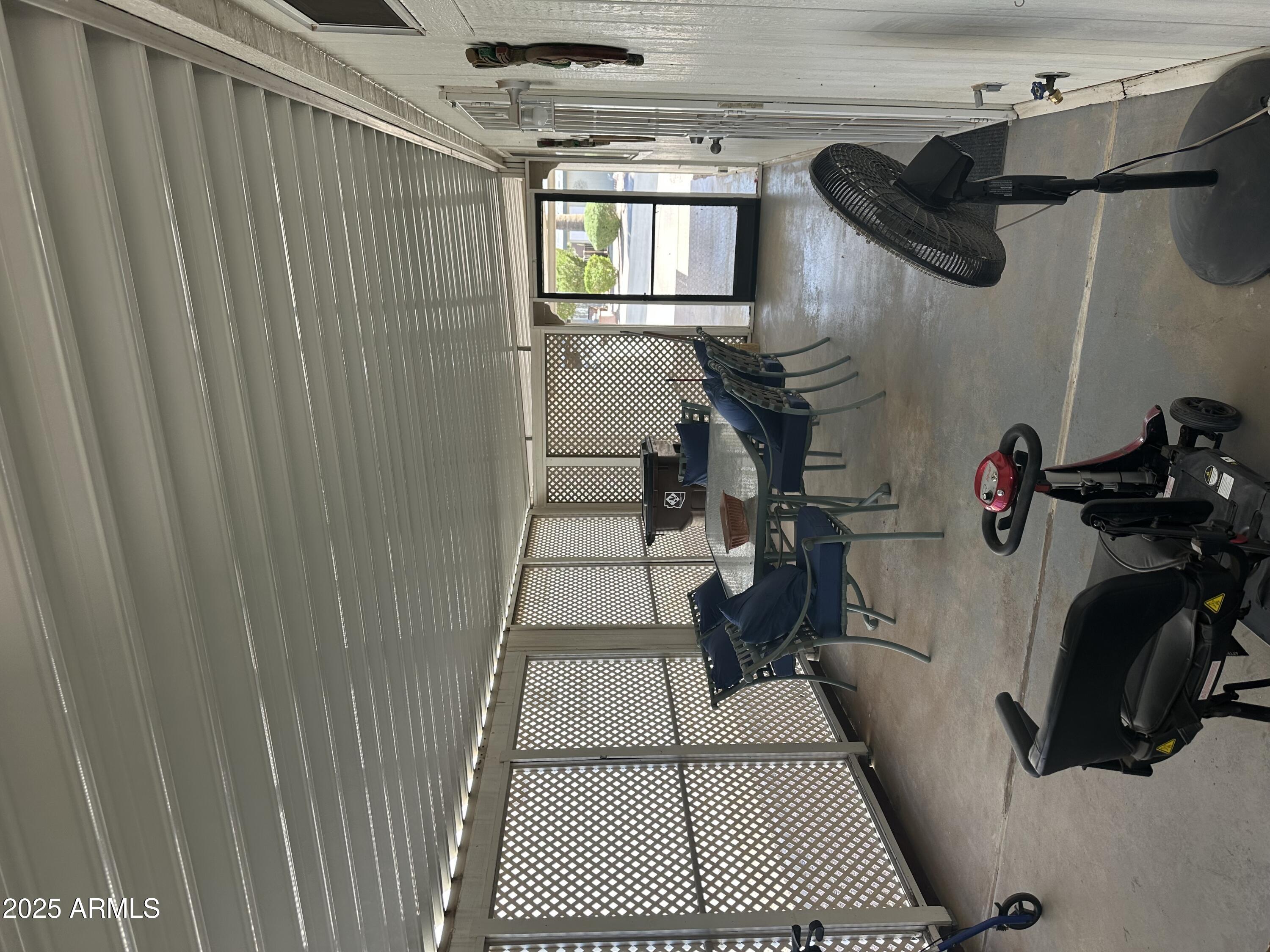 5808 E LOCKWOOD Street