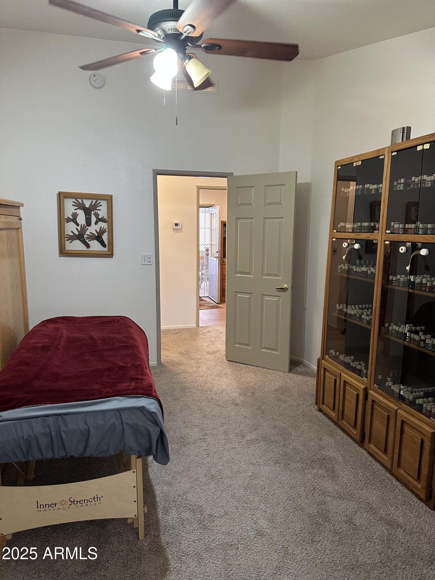 5808 E LOCKWOOD Street