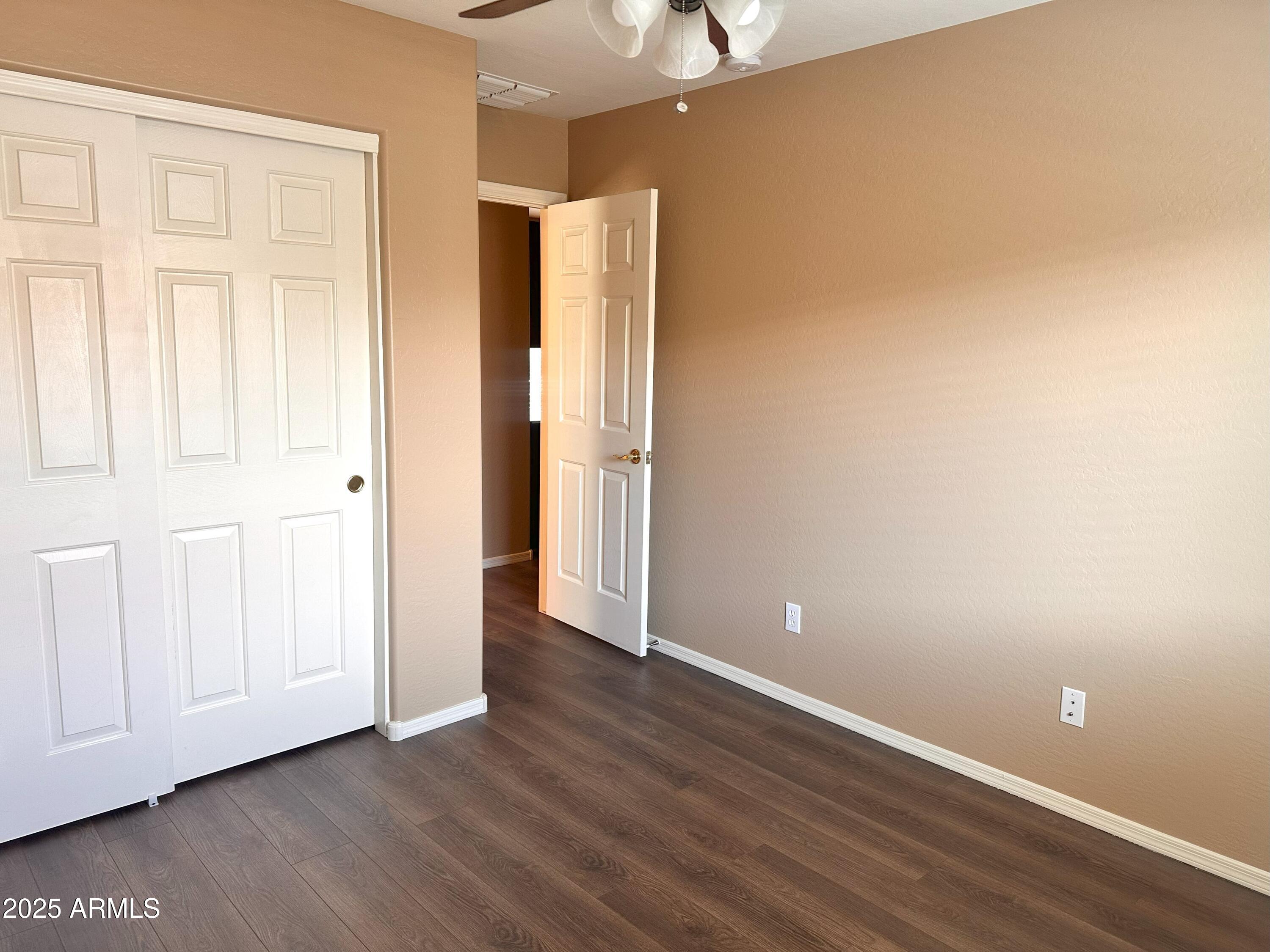 3854 E BATTALA Avenue