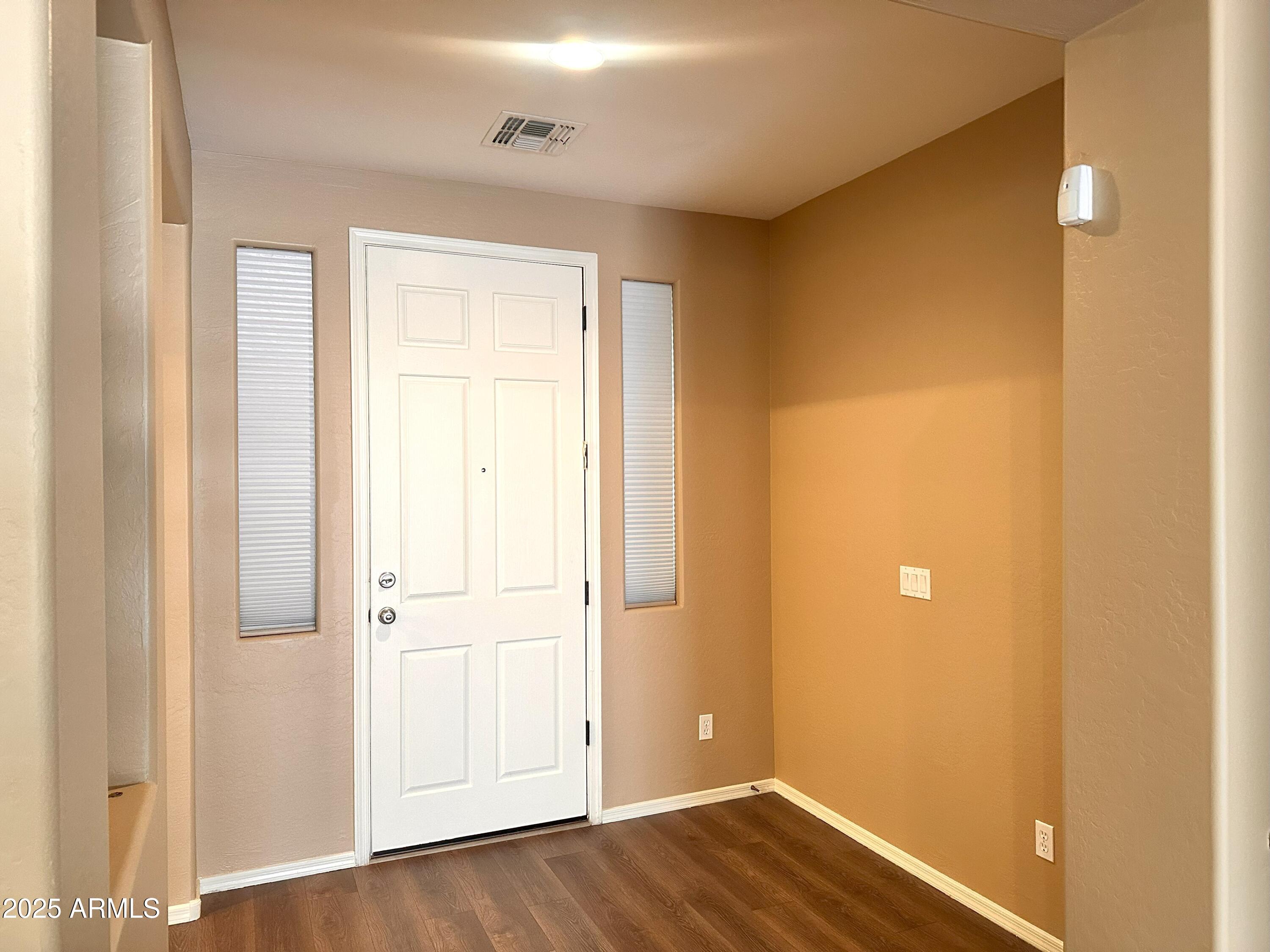 3854 E BATTALA Avenue