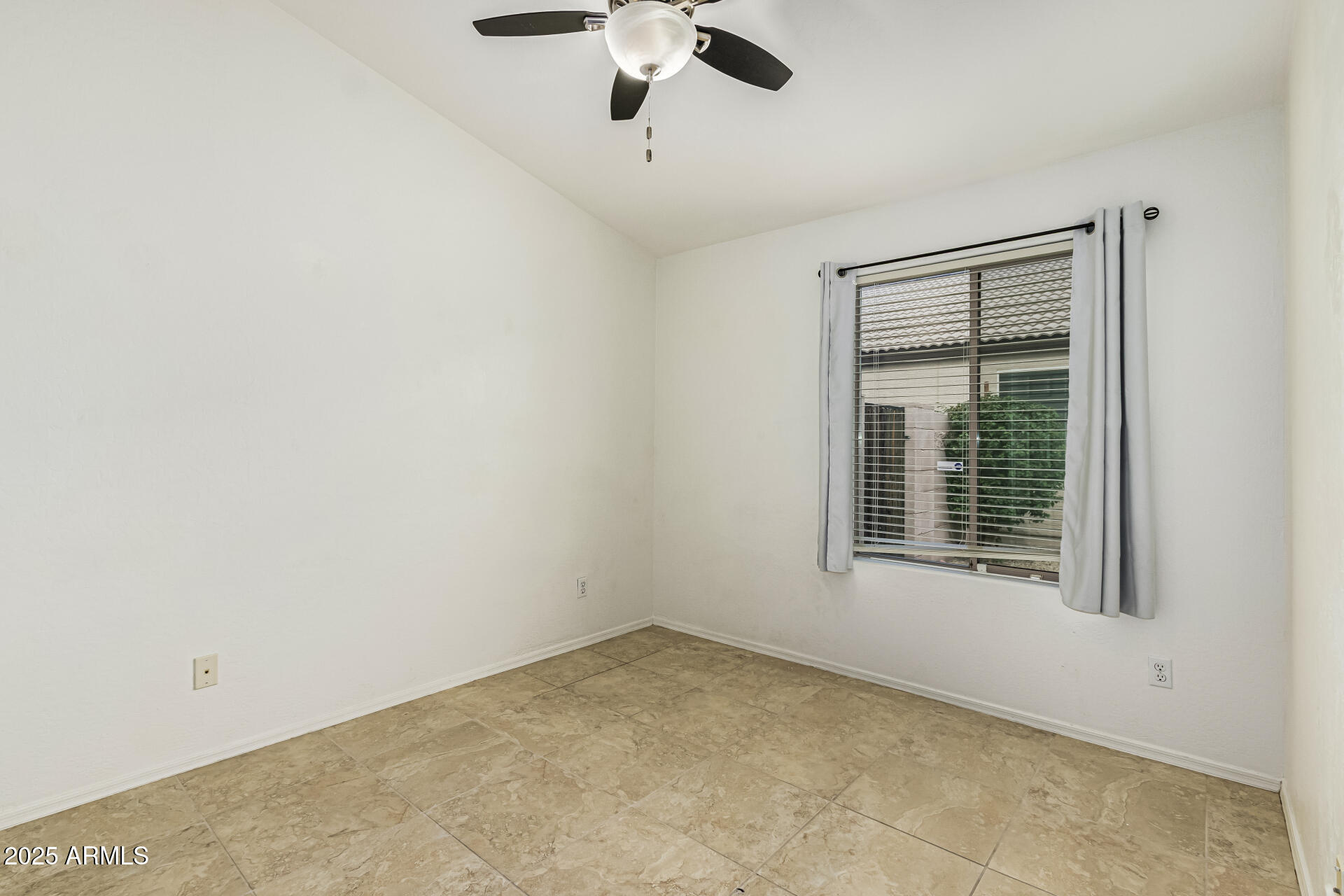 3090 E CHERRY HILLS Place