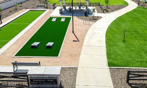 36097 W MADDALONI Avenue