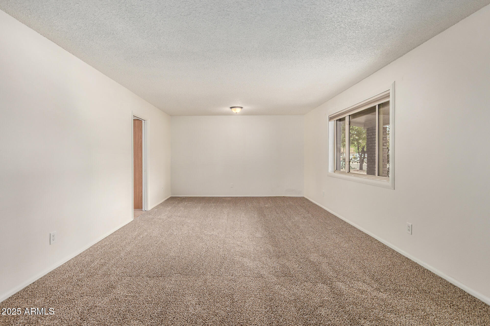 8325 E HAZELWOOD Street