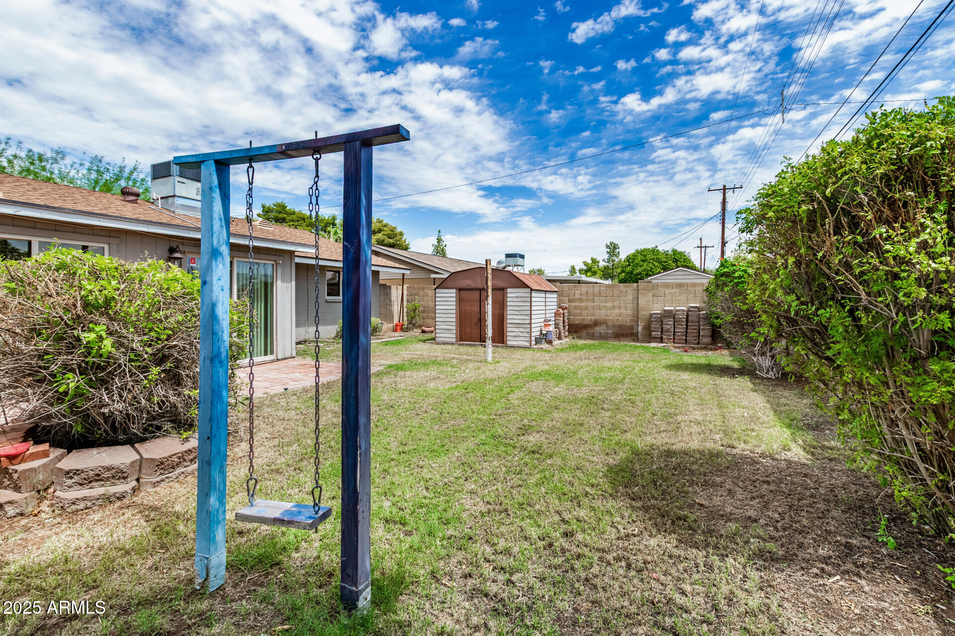 8325 E HAZELWOOD Street