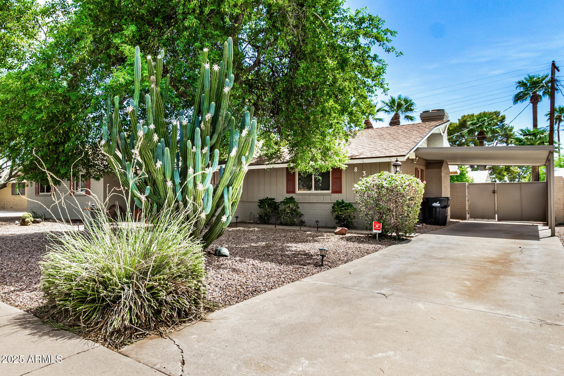 8325 E HAZELWOOD Street