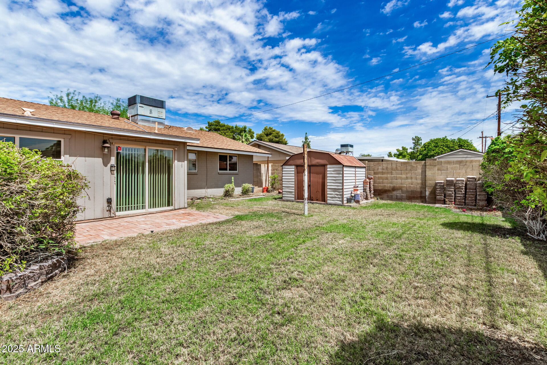 8325 E HAZELWOOD Street