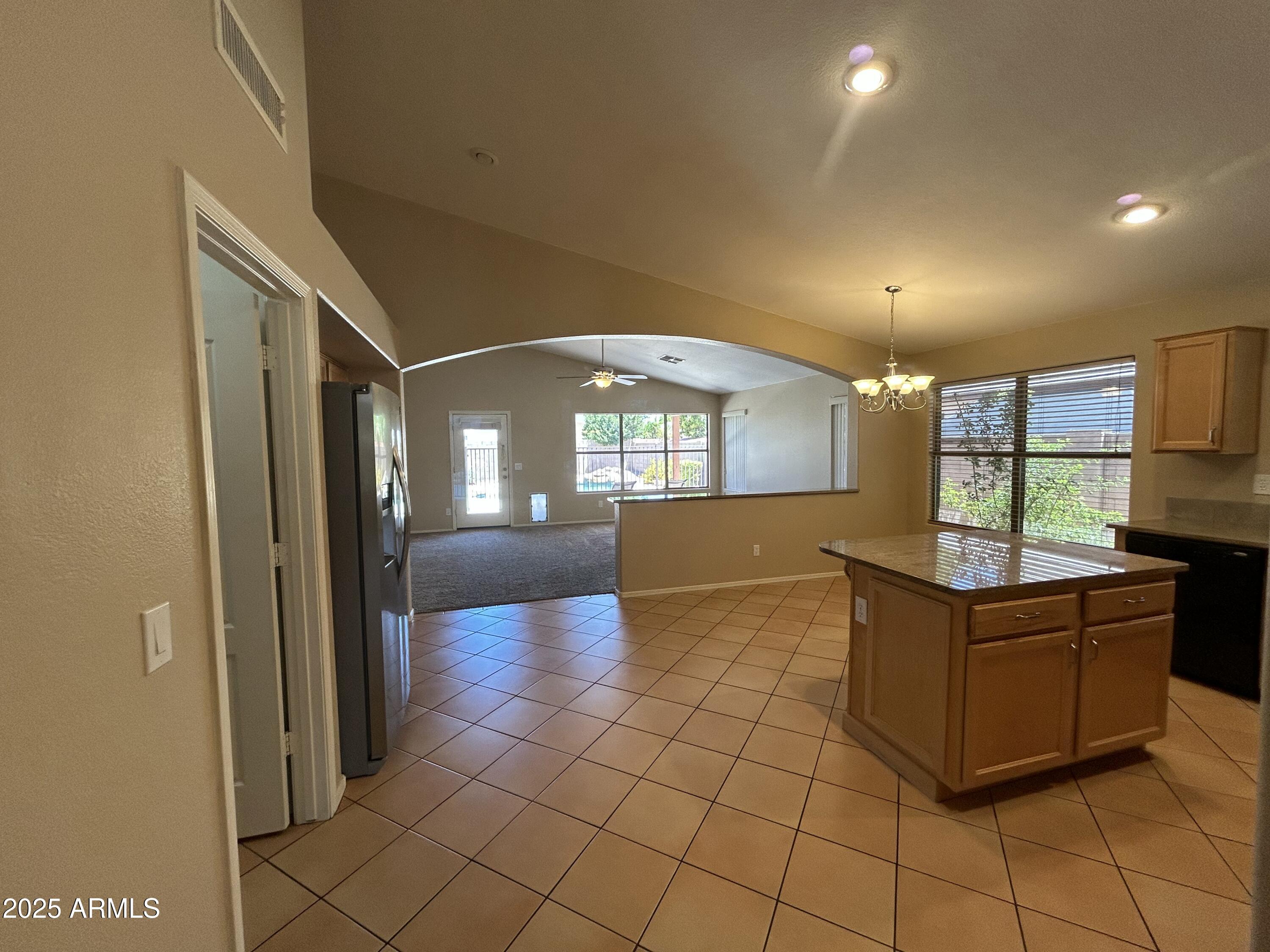 2092 E SMOKE TREE Road