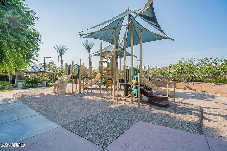 192 E Prescott Drive