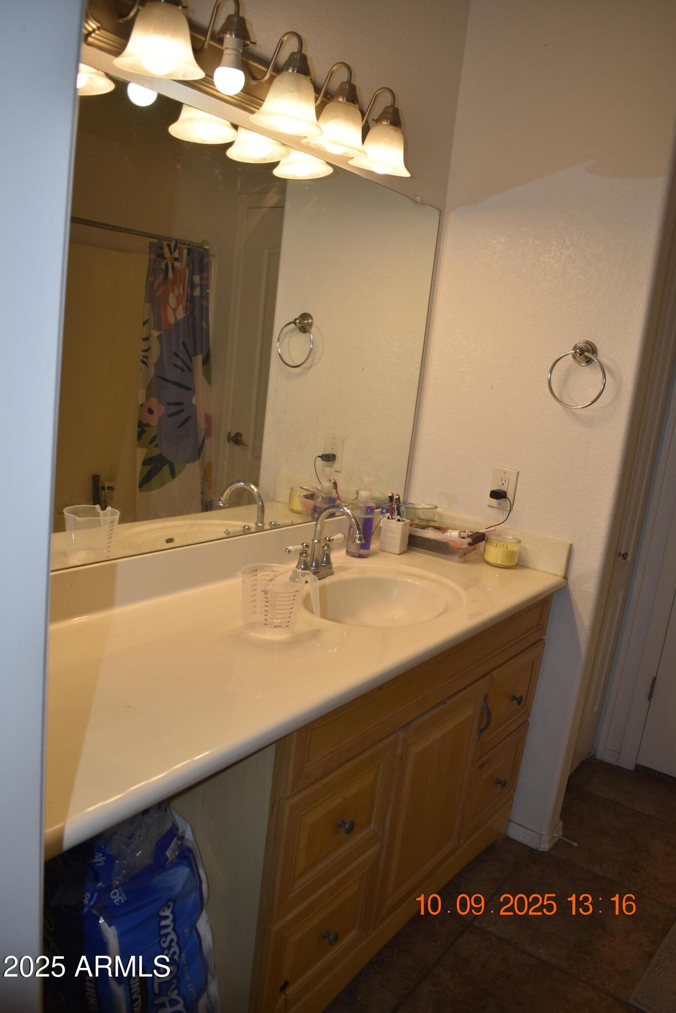 2929 W YORKSHIRE Drive, 2109