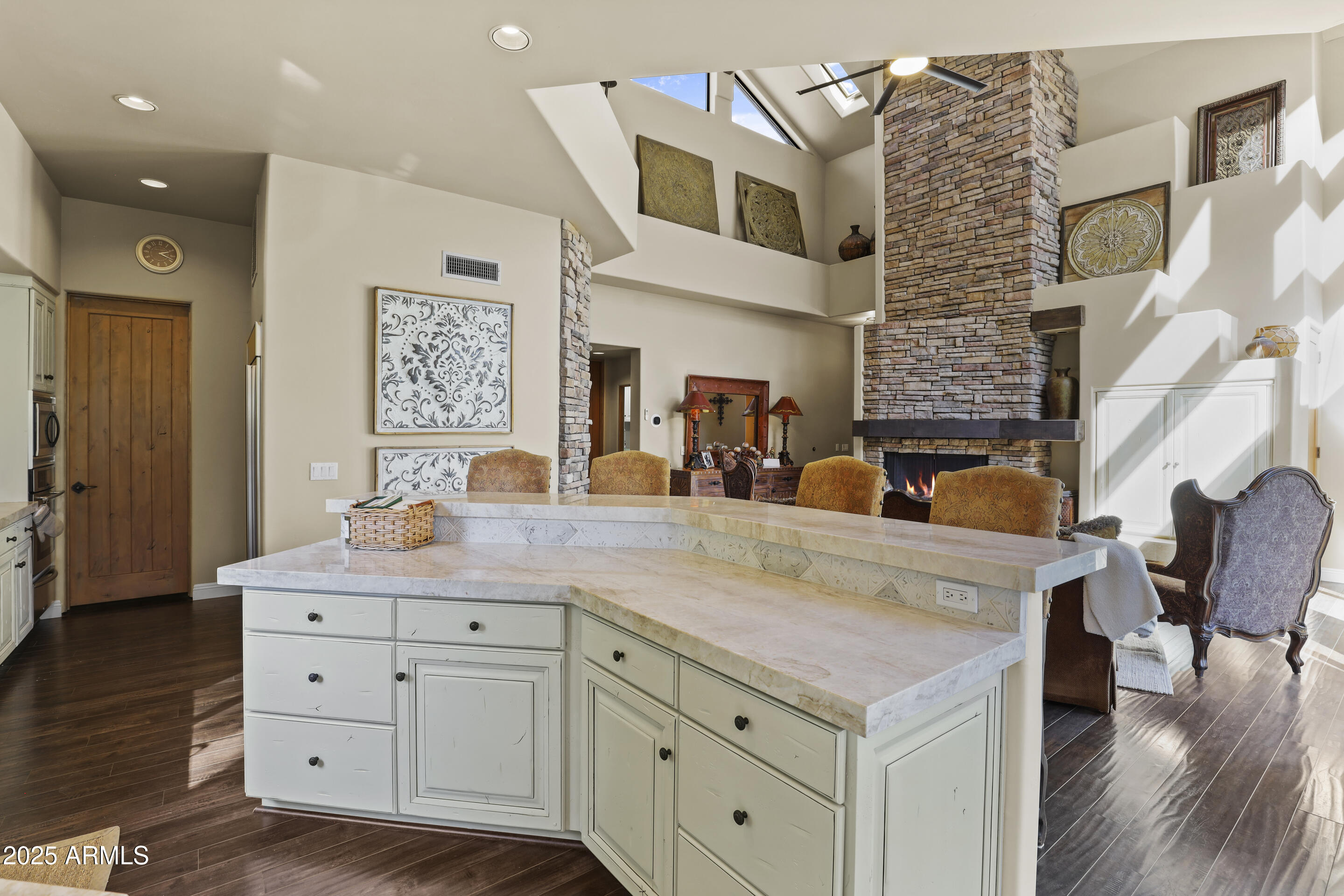 2609 E PINE ISLAND Lane