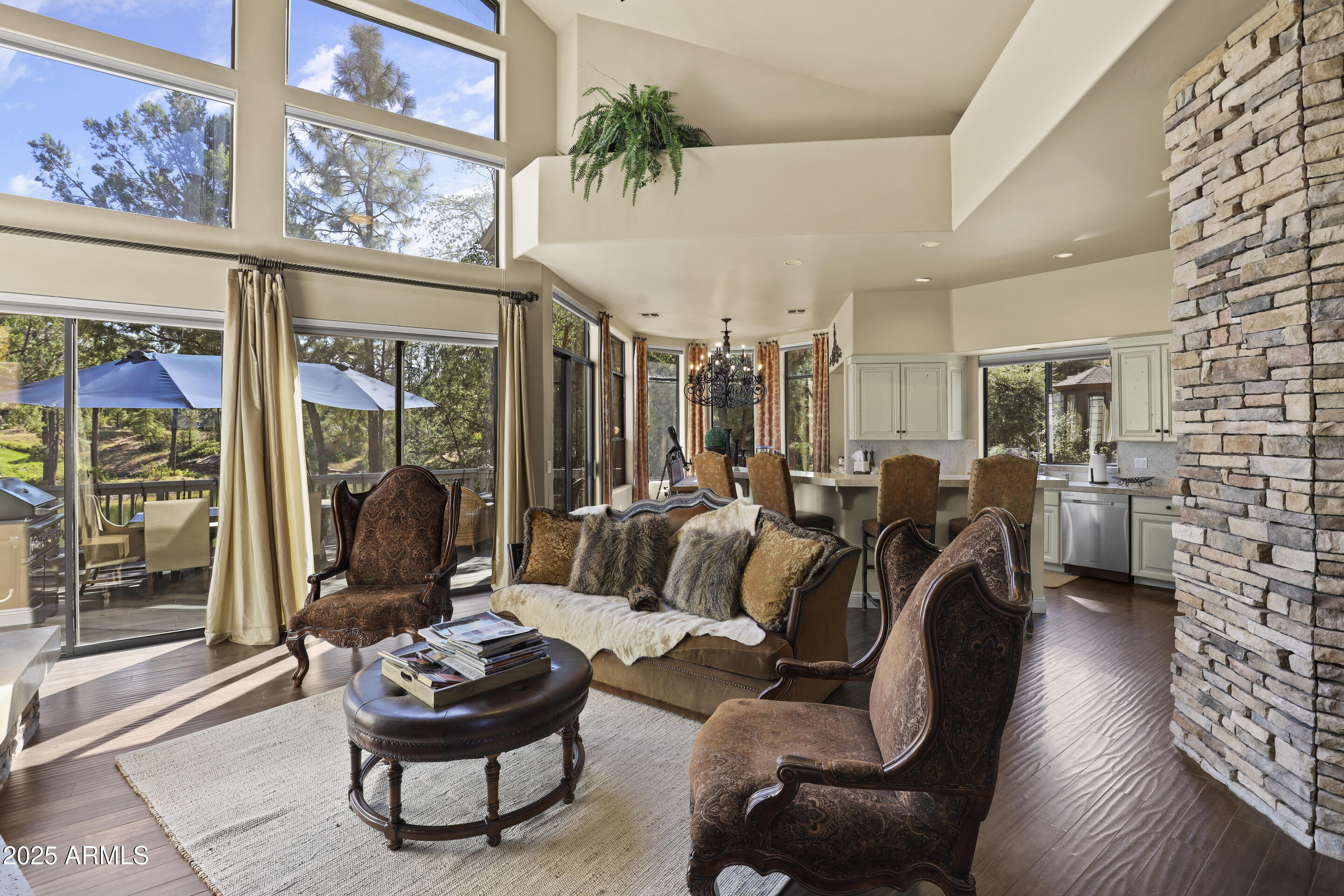 2609 E PINE ISLAND Lane