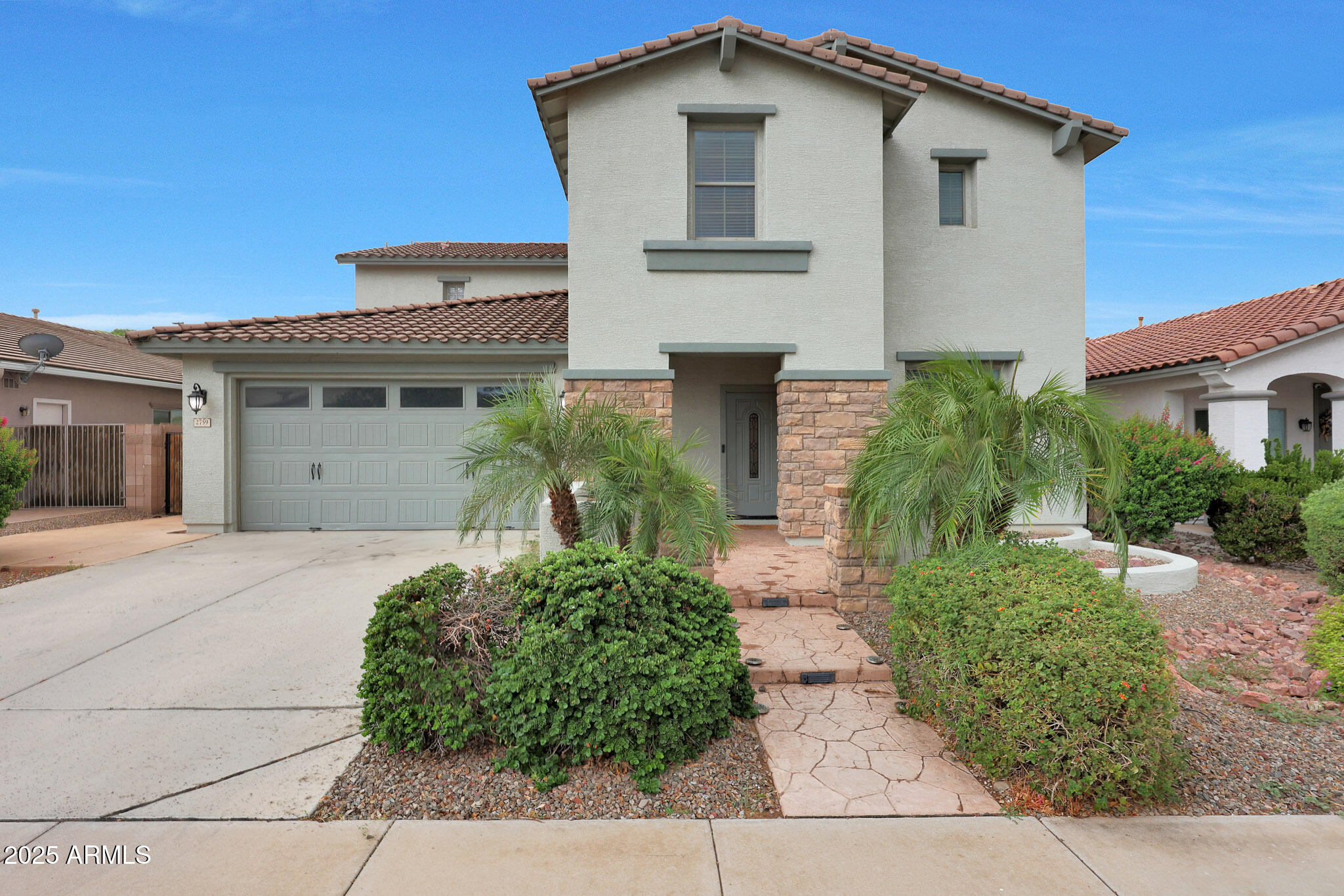 2759 E FICUS Way