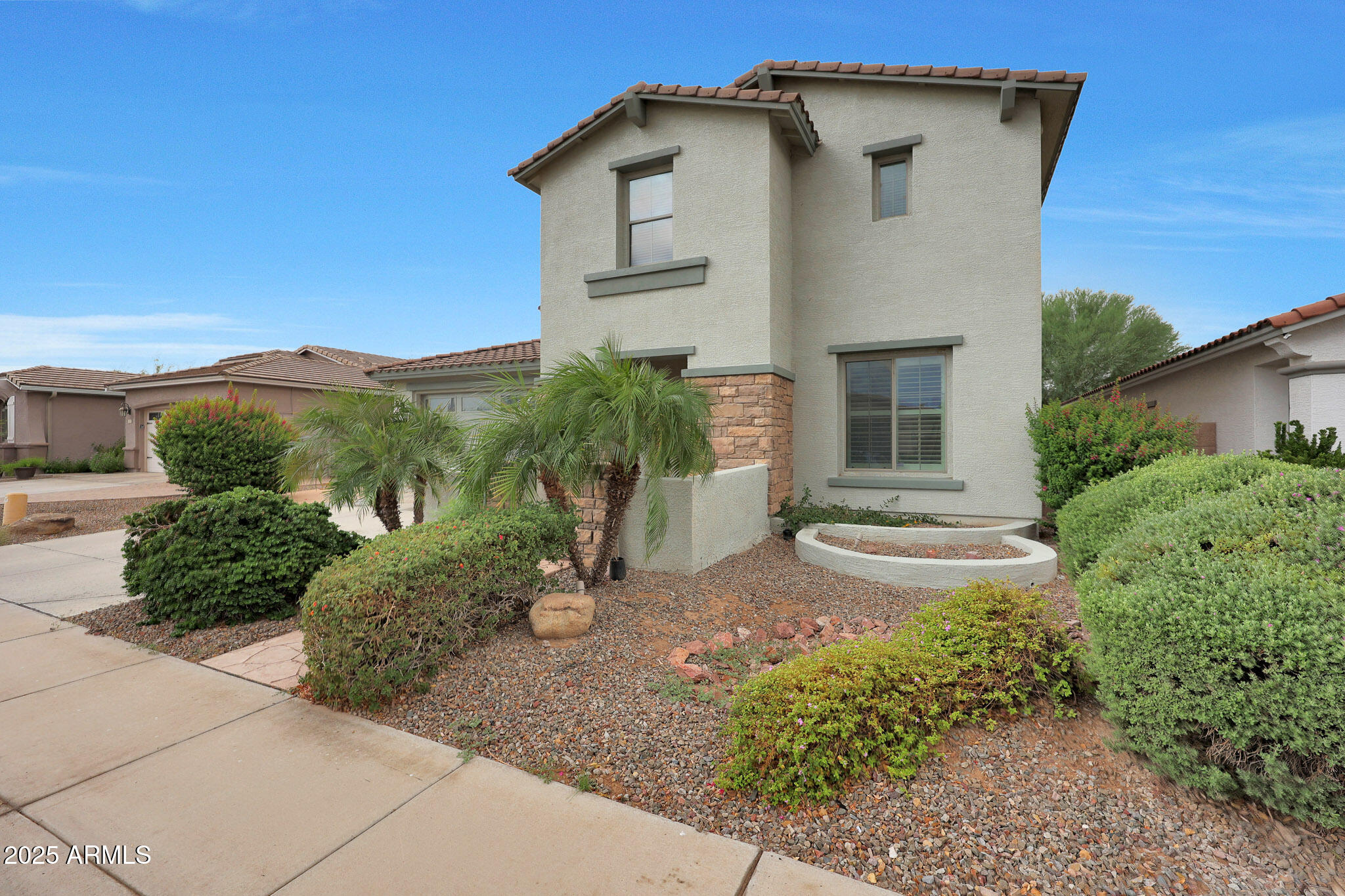 2759 E FICUS Way