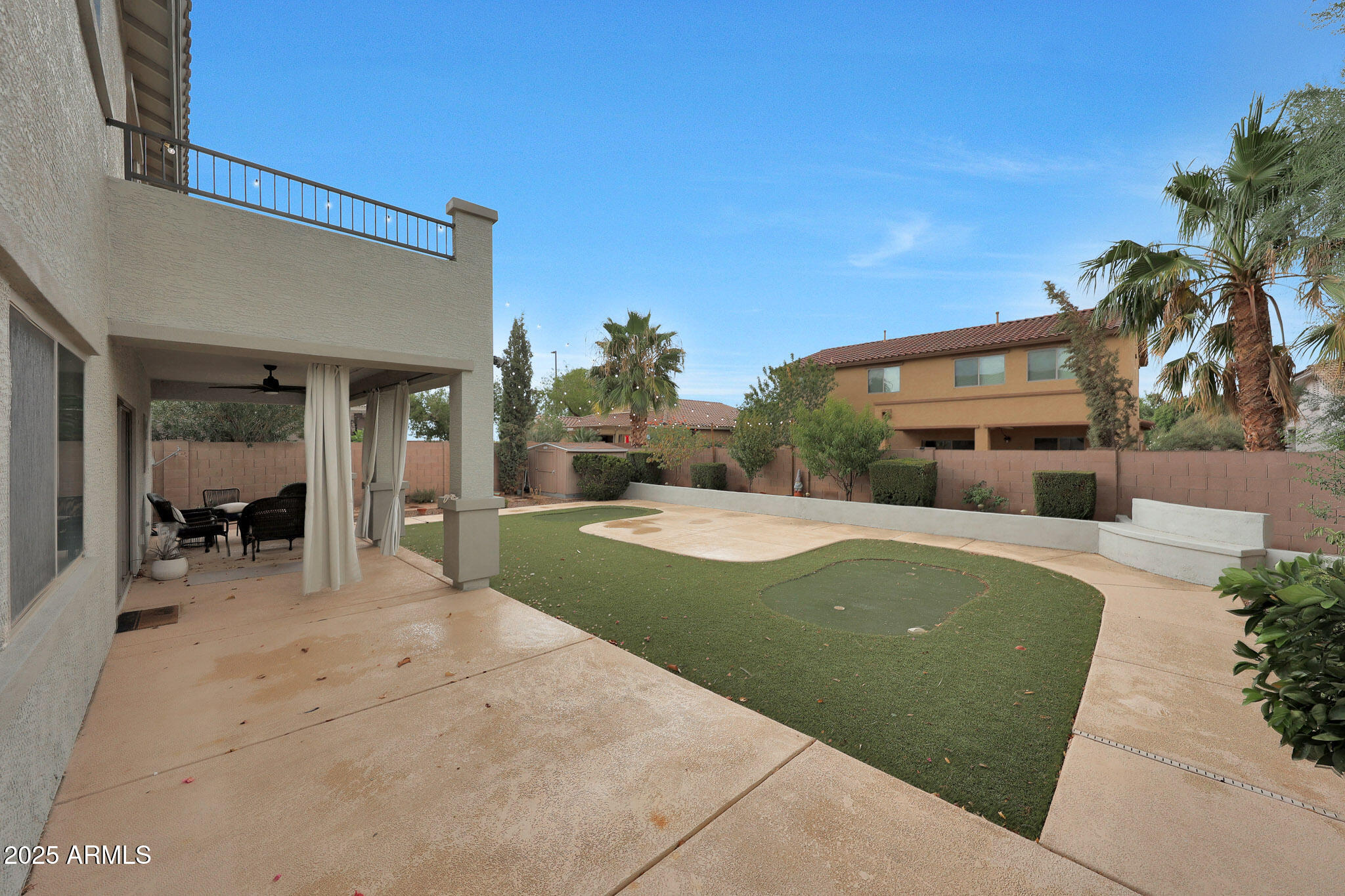 2759 E FICUS Way