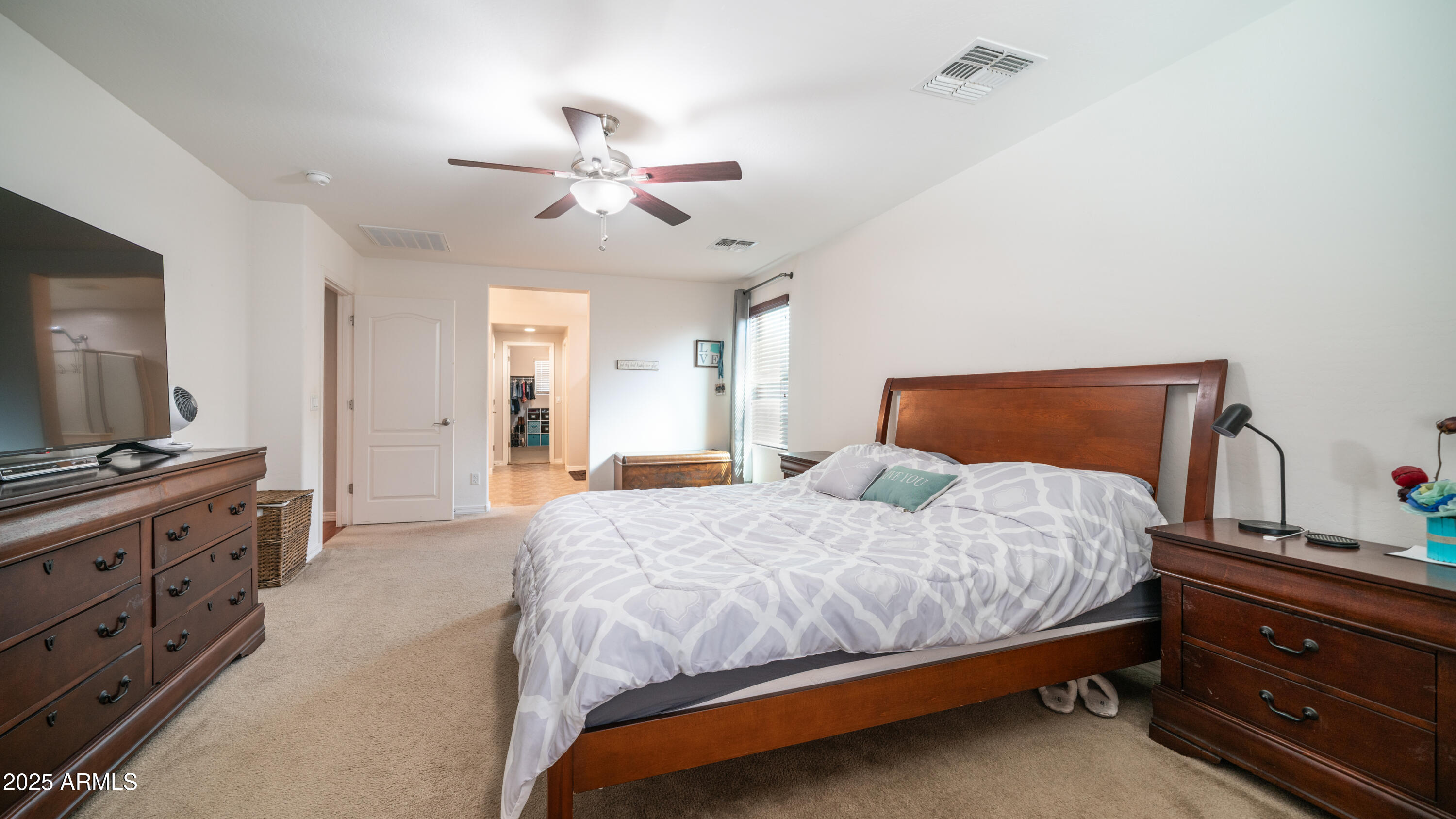 40589 W PARKHILL Drive