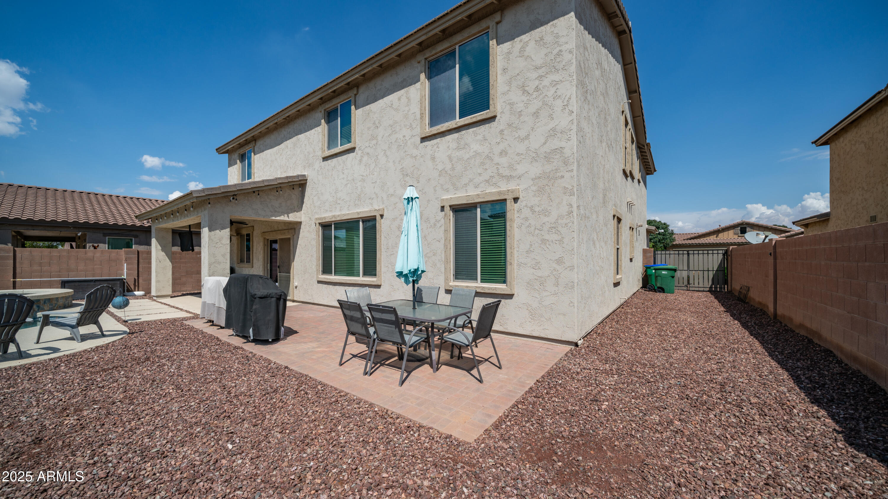 40589 W PARKHILL Drive