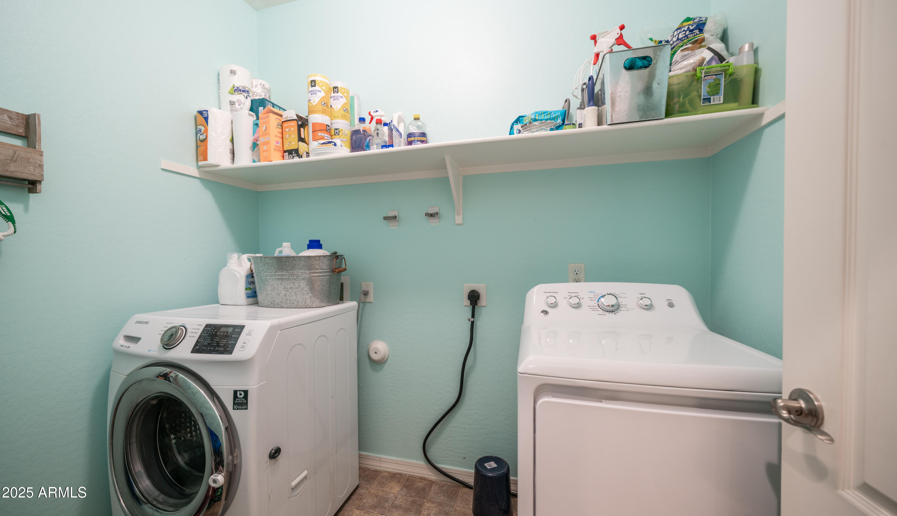 40589 W PARKHILL Drive