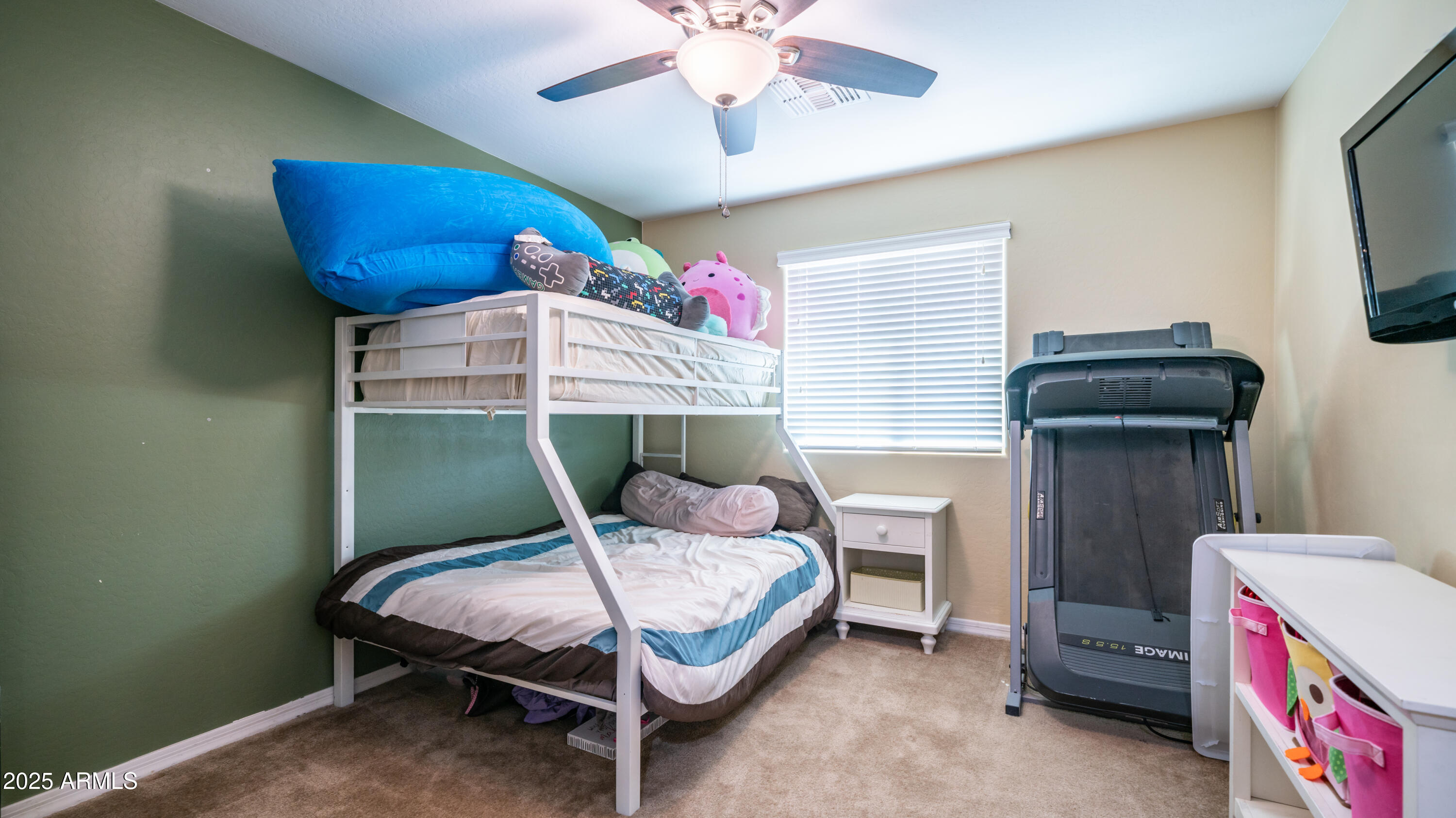 40589 W PARKHILL Drive