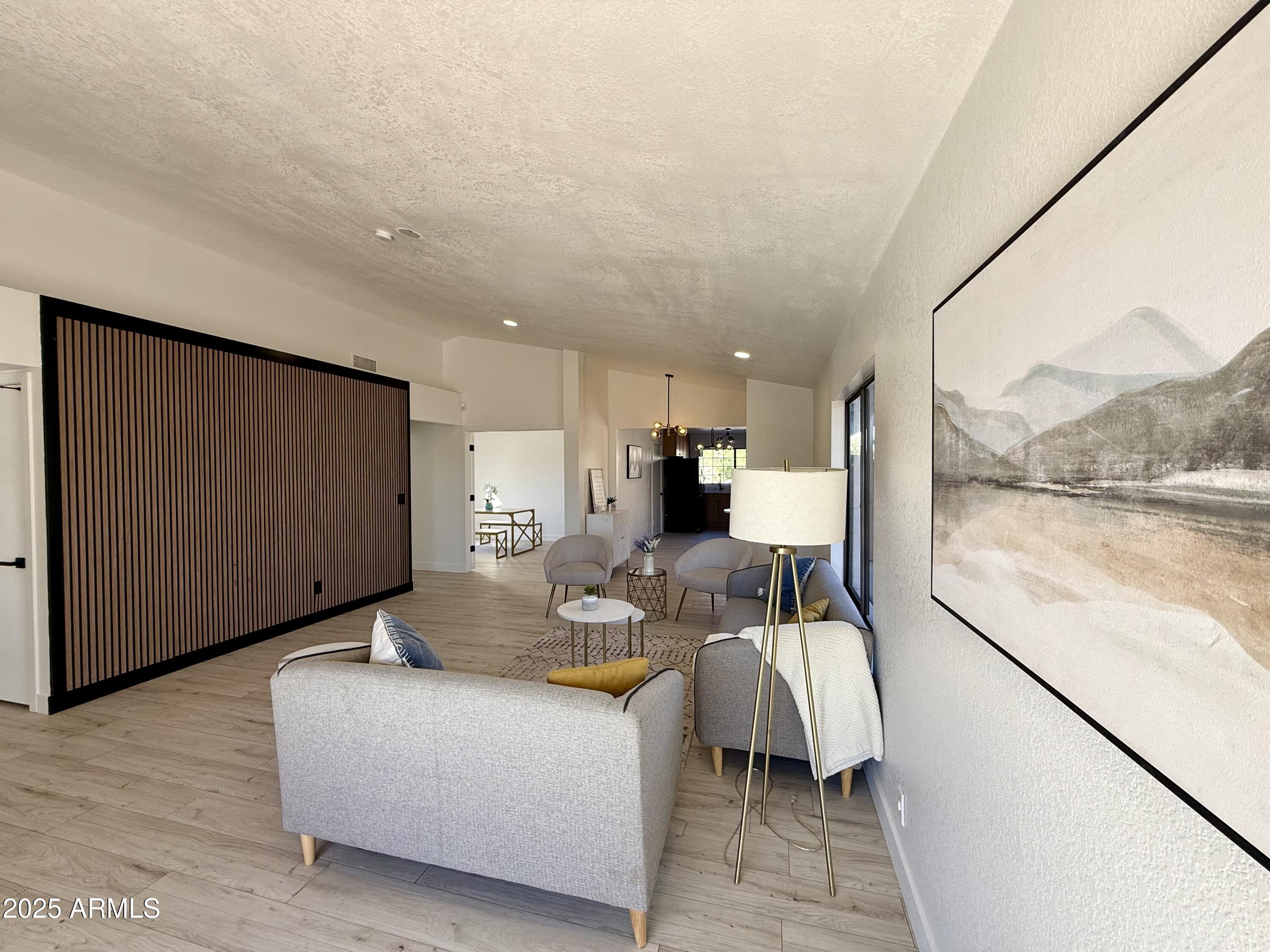 8665 E BELLEVIEW Place