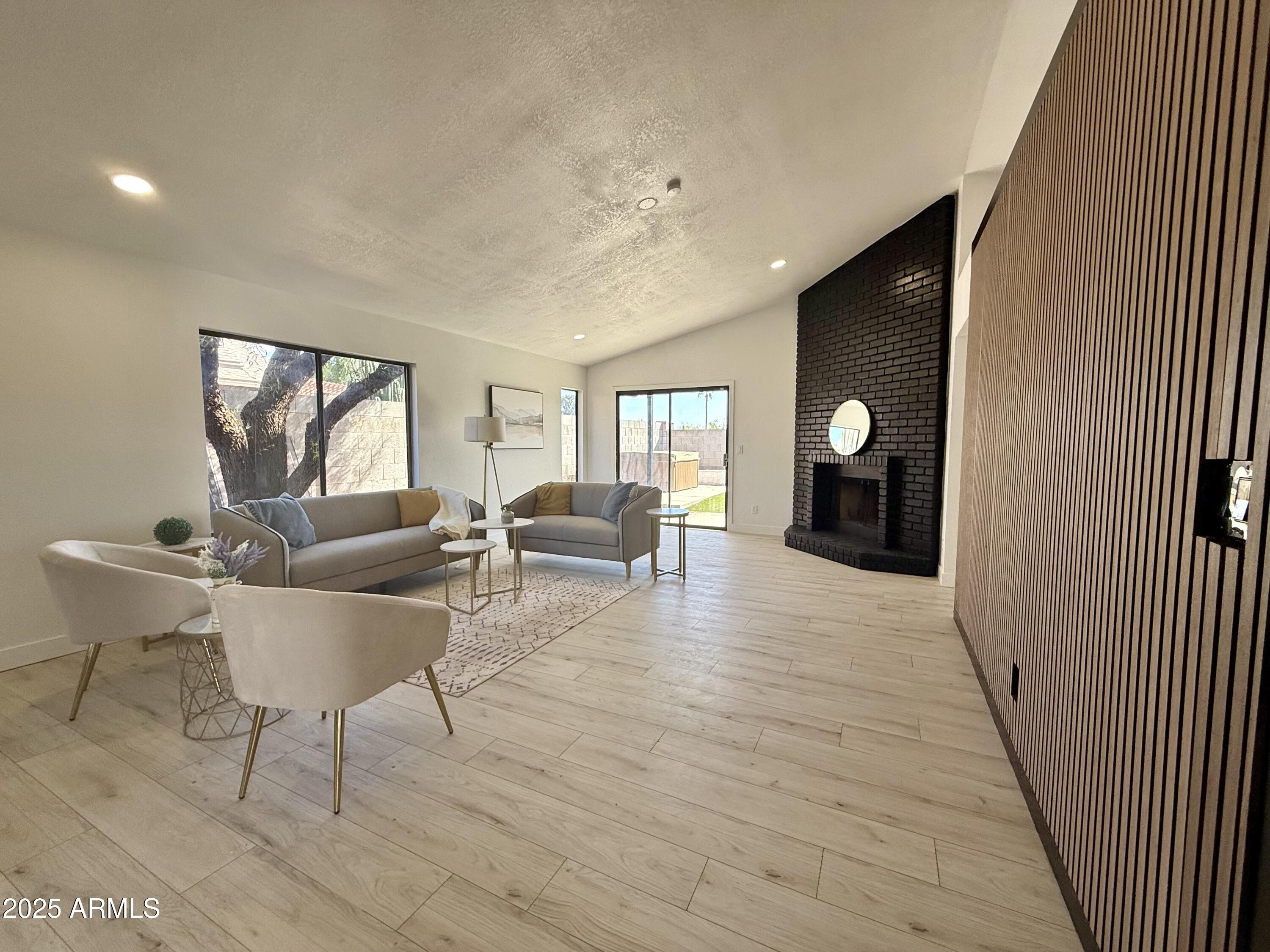 8665 E BELLEVIEW Place