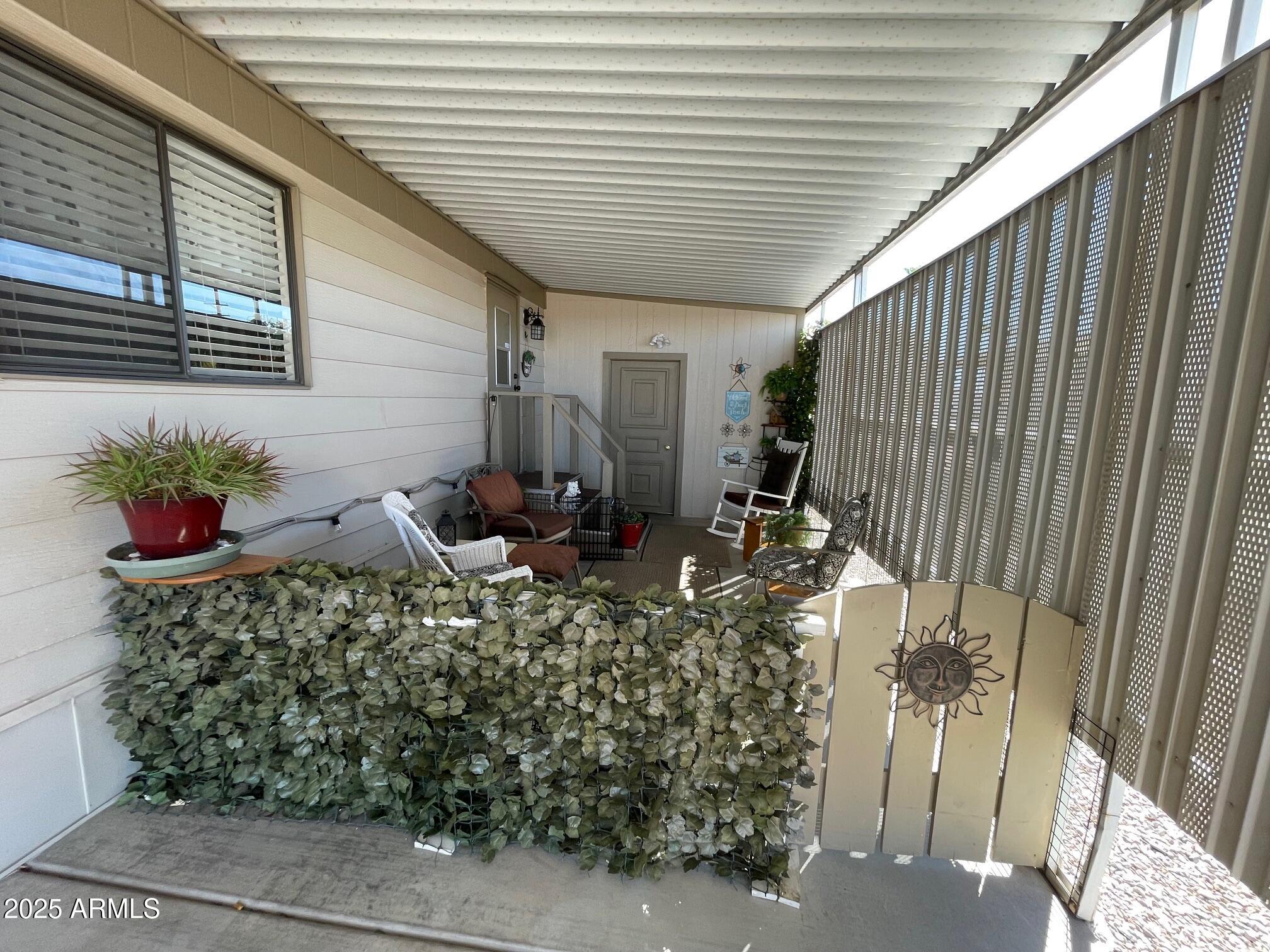 980 E Broadway Avenue 15