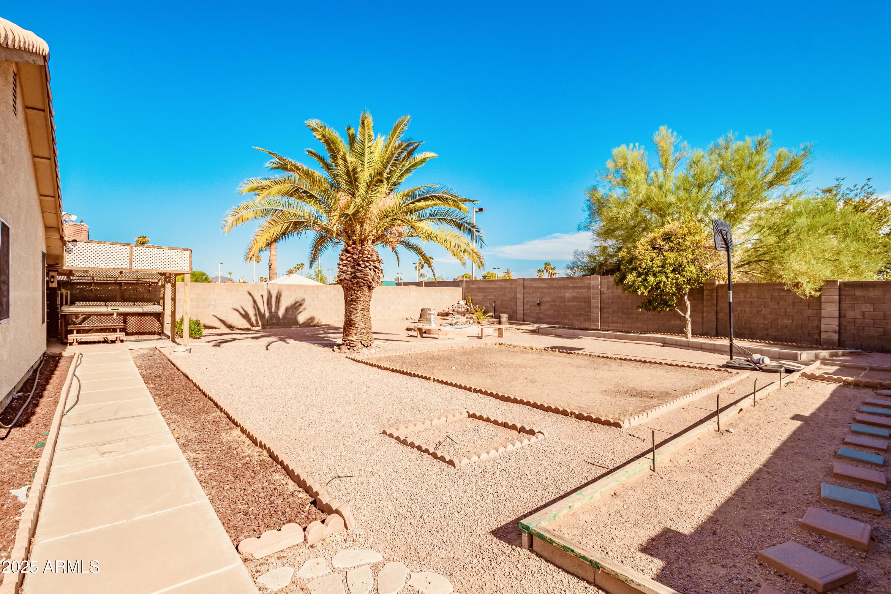 3935 W CHARTER OAK Road