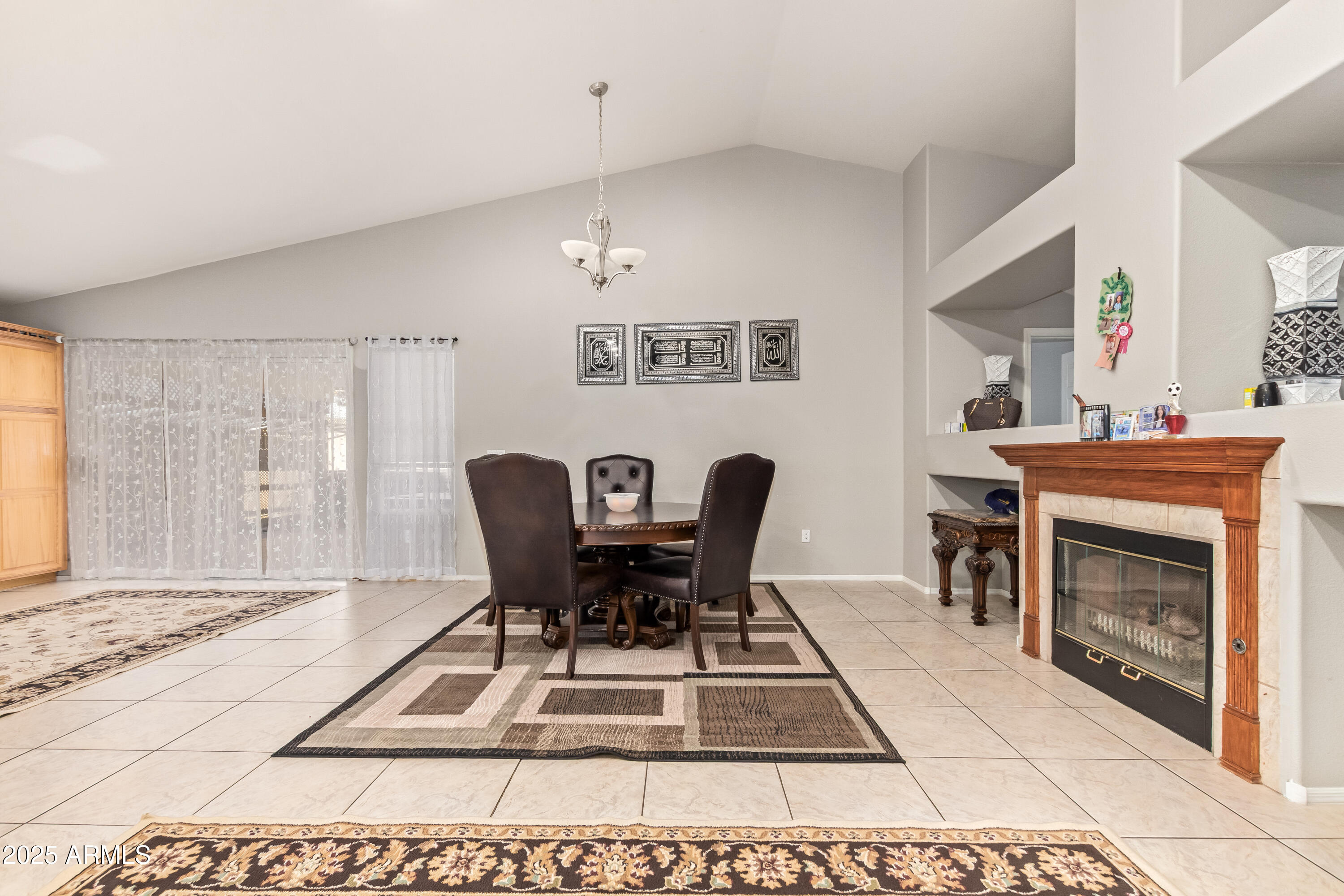 3935 W CHARTER OAK Road