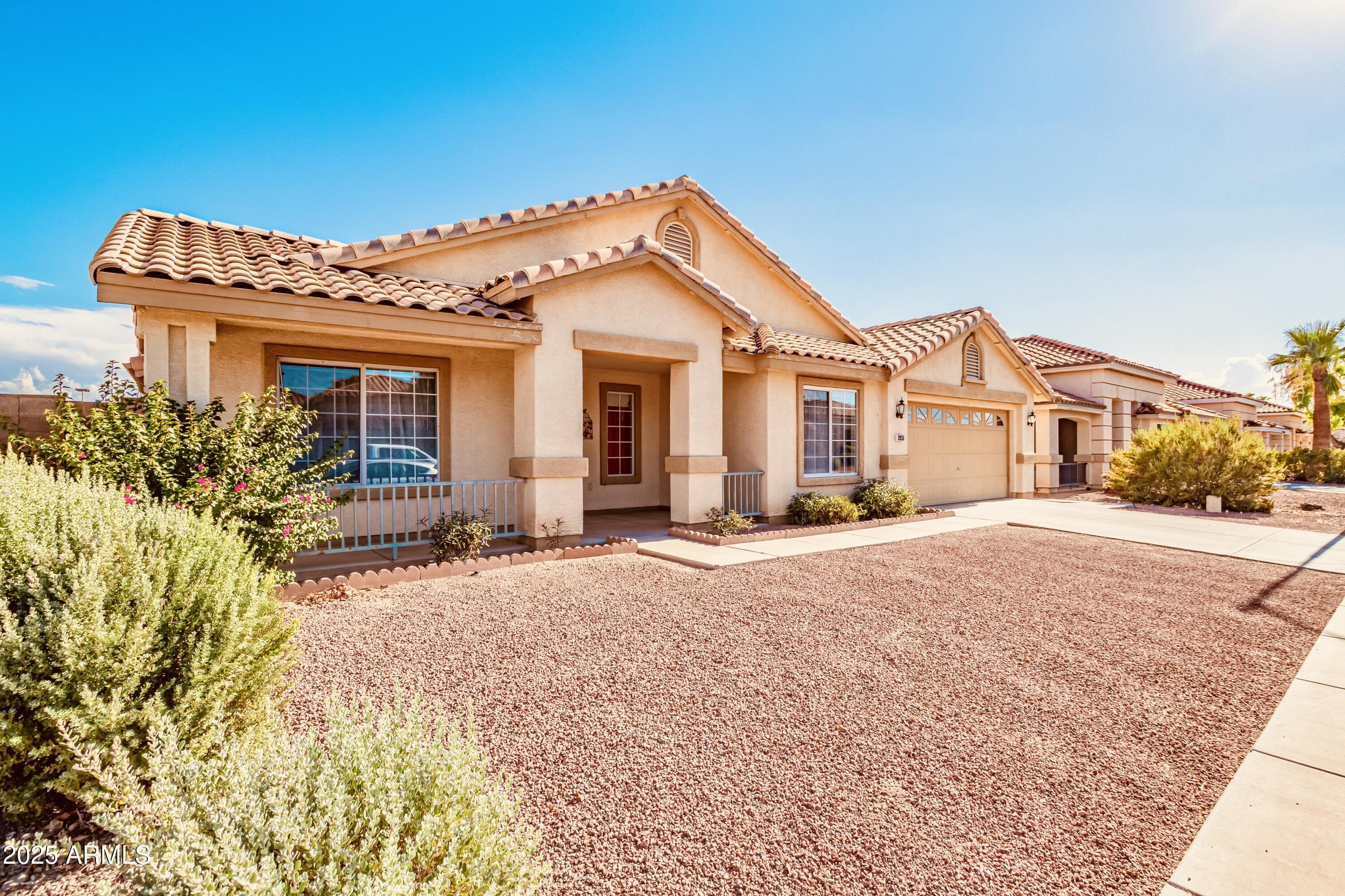 3935 W CHARTER OAK Road