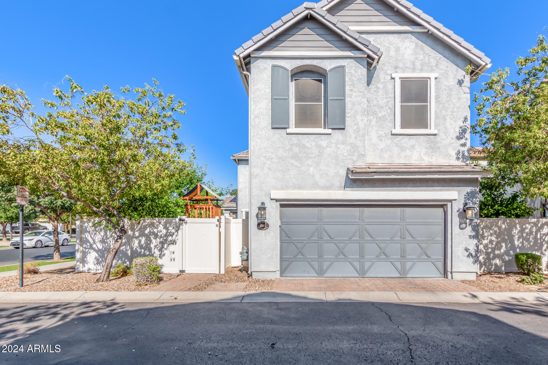 10451 E NATAL Avenue