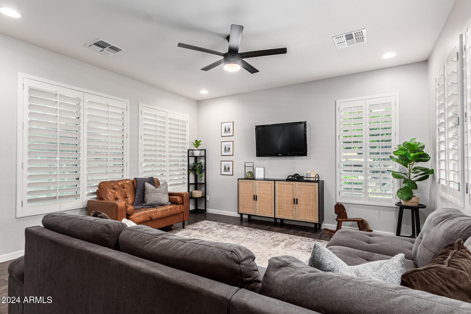 10451 E NATAL Avenue