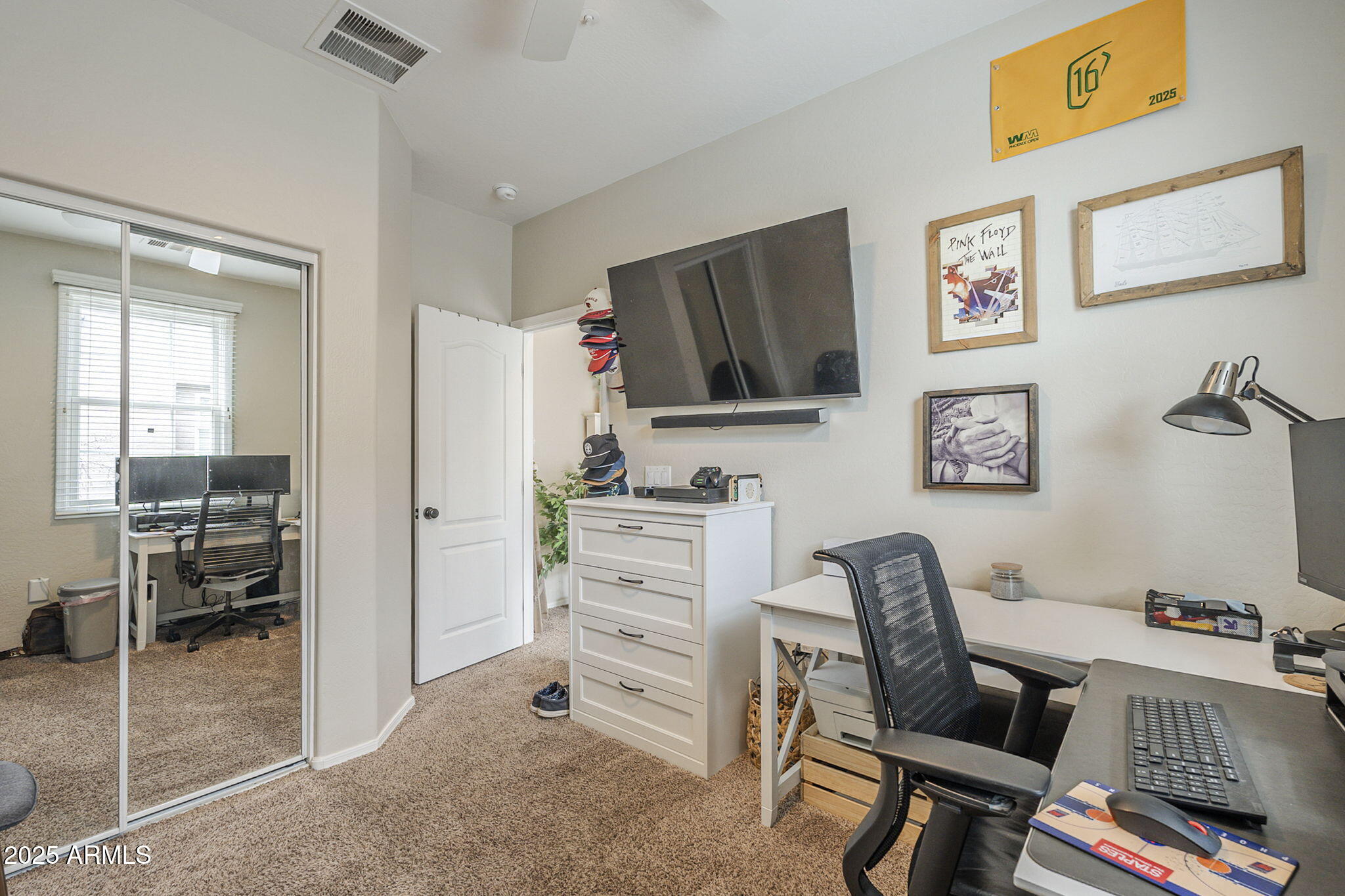 4758 E WATERMAN Street, 101