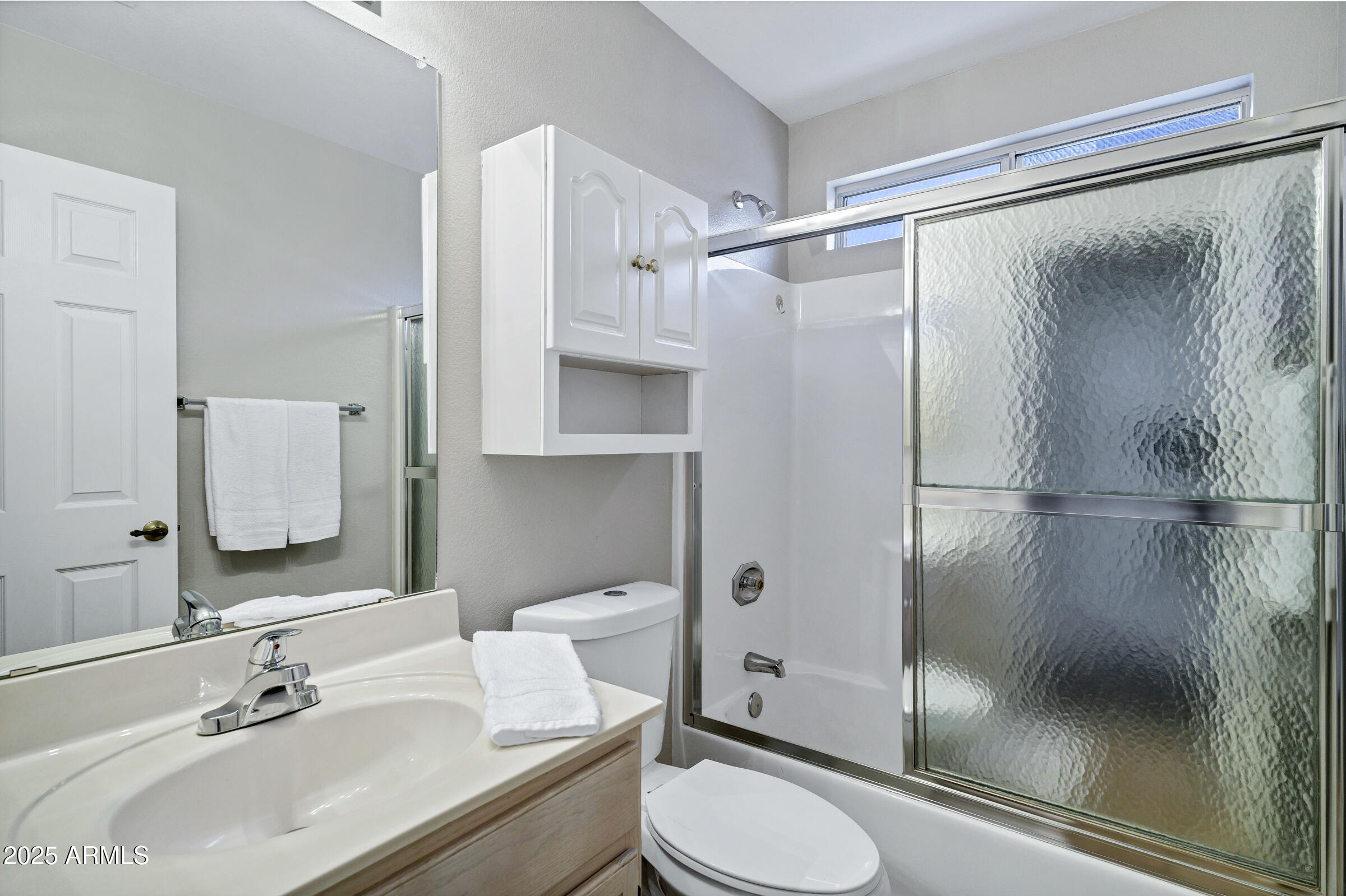 1863 E BUENA VISTA Drive