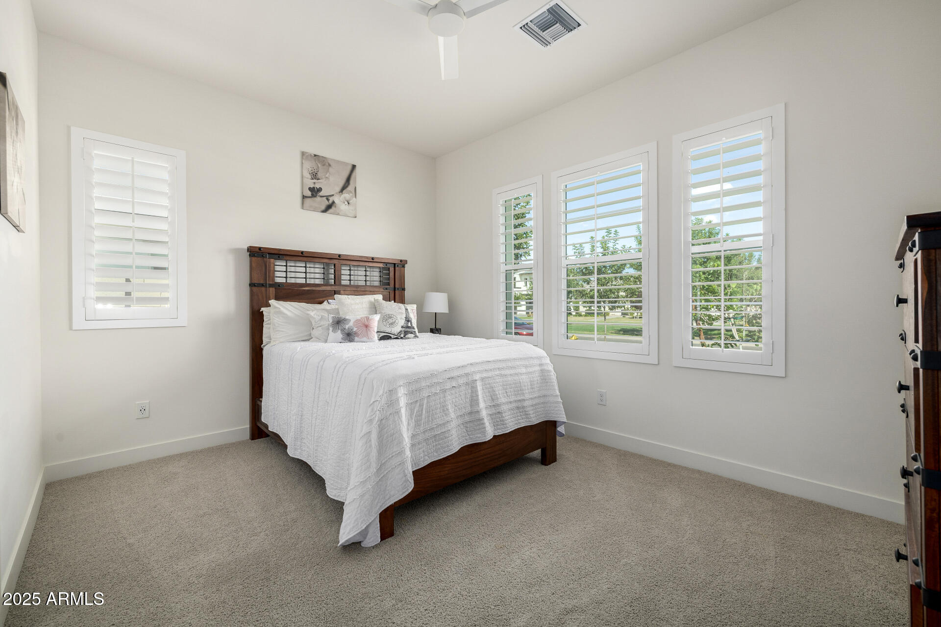 3495 E BLOOMFIELD Parkway