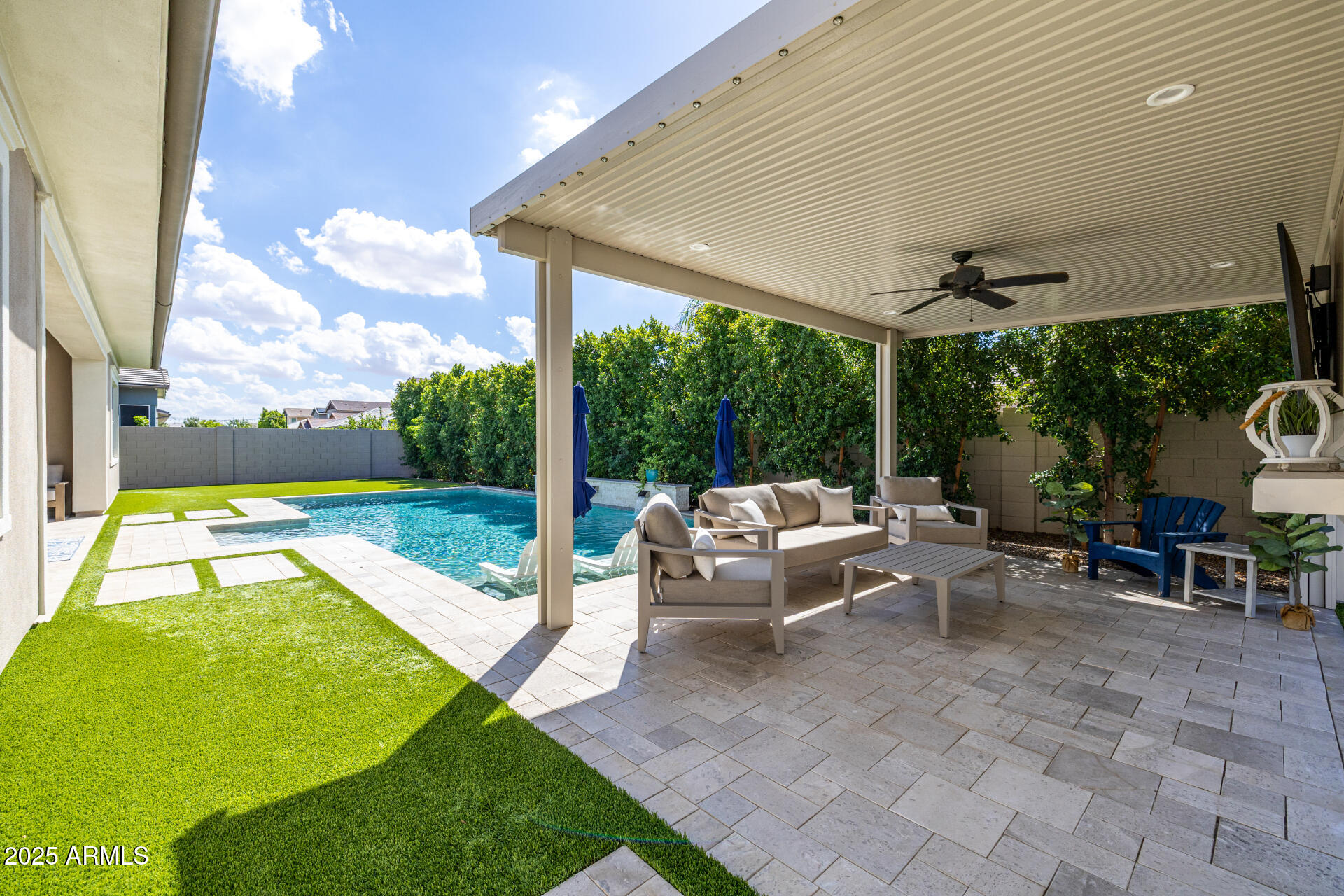 3495 E BLOOMFIELD Parkway