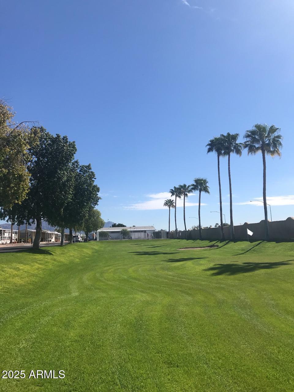 301 S SIGNAL BUTTE Road, 732