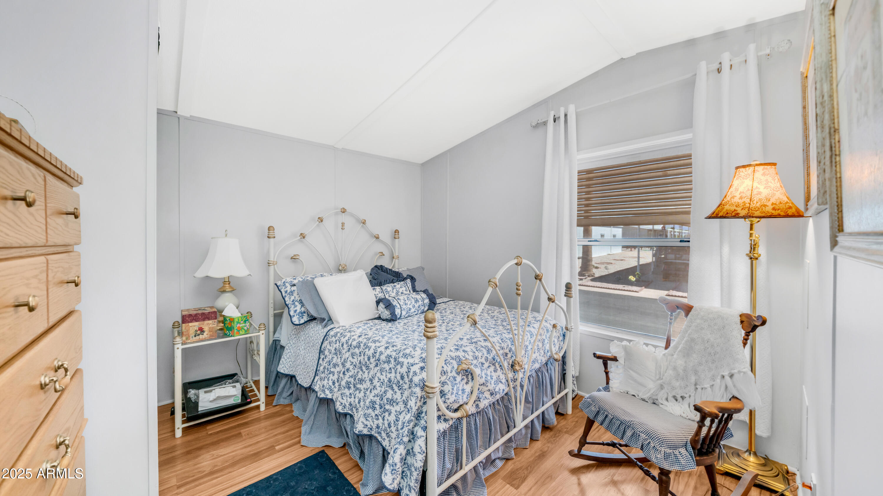 301 S SIGNAL BUTTE Road, 732