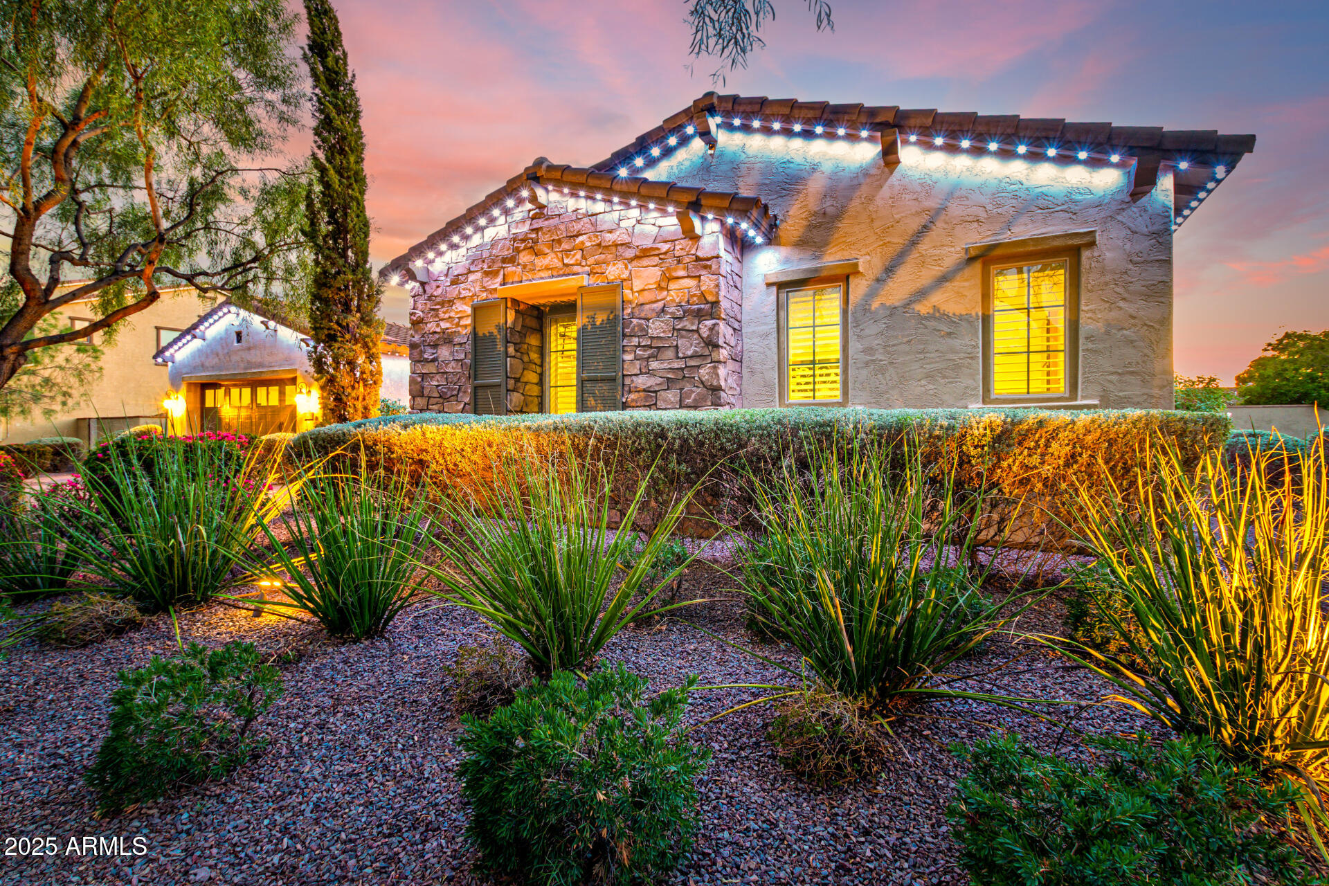 4908 S FIGUEROA Lane