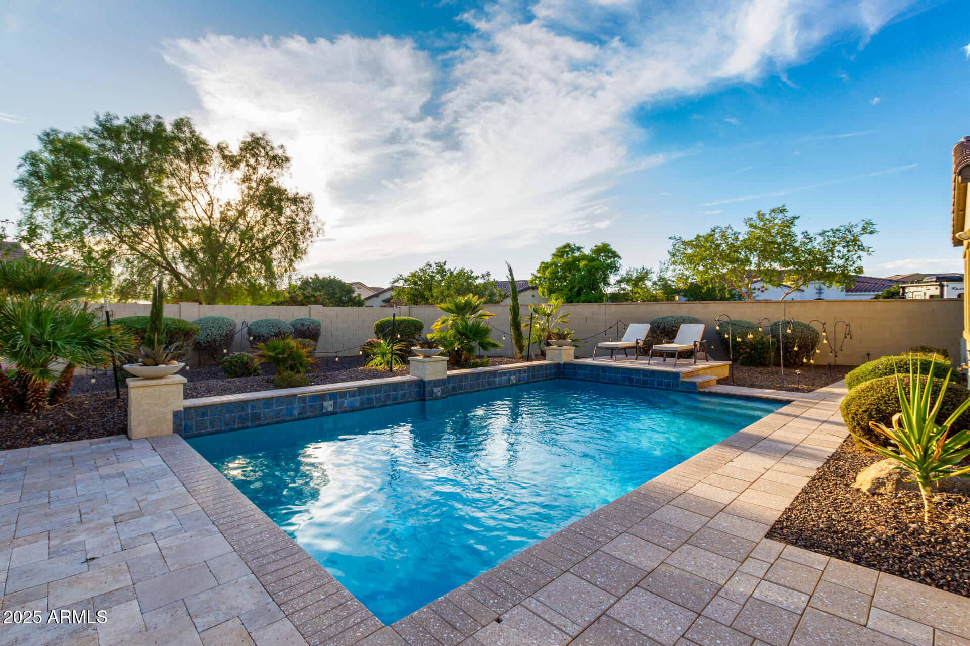 4908 S FIGUEROA Lane