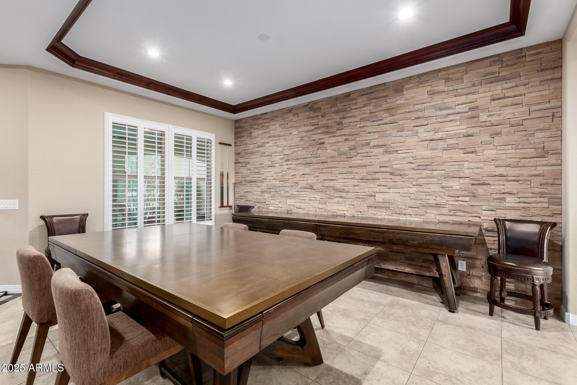 4908 S FIGUEROA Lane