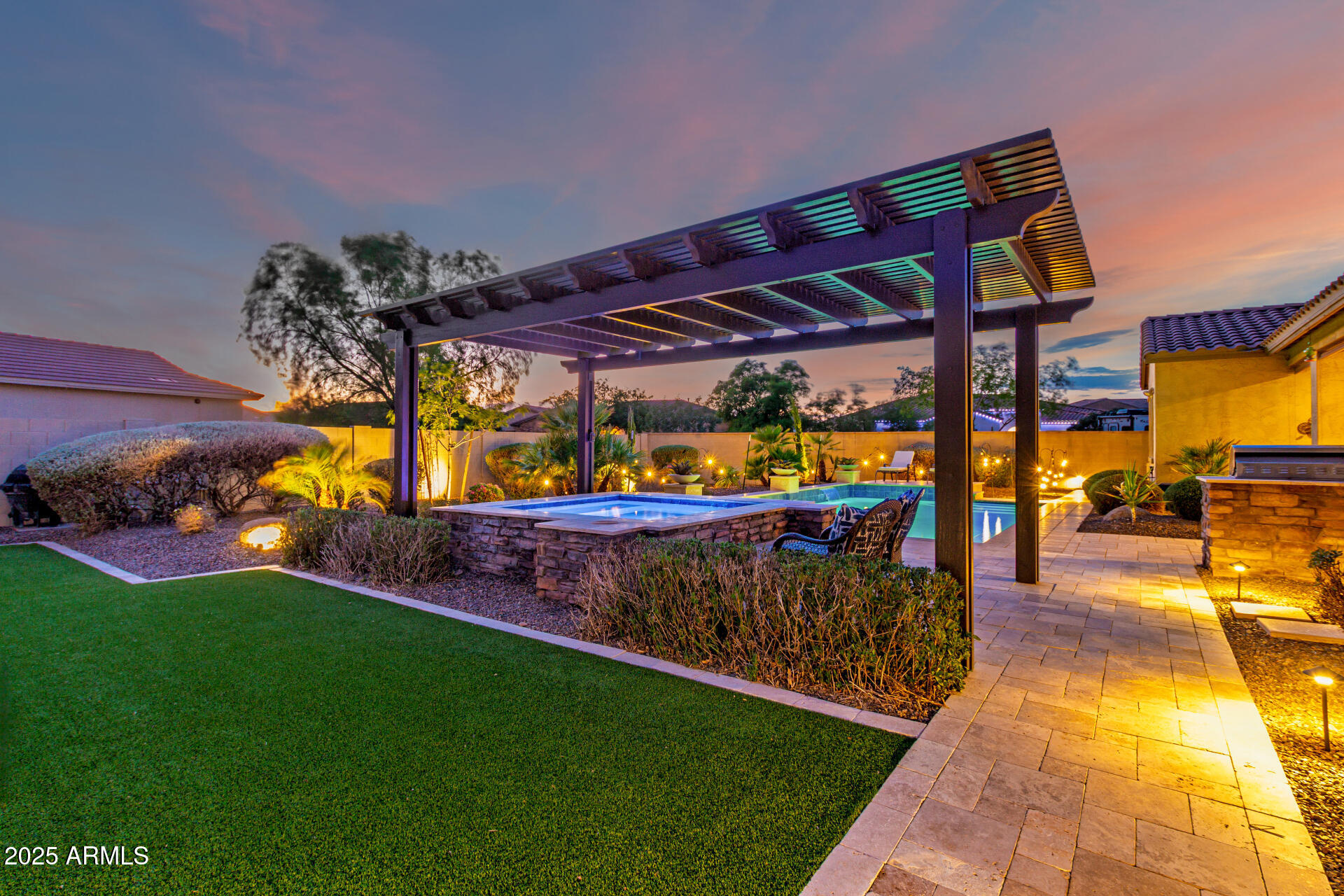 4908 S FIGUEROA Lane