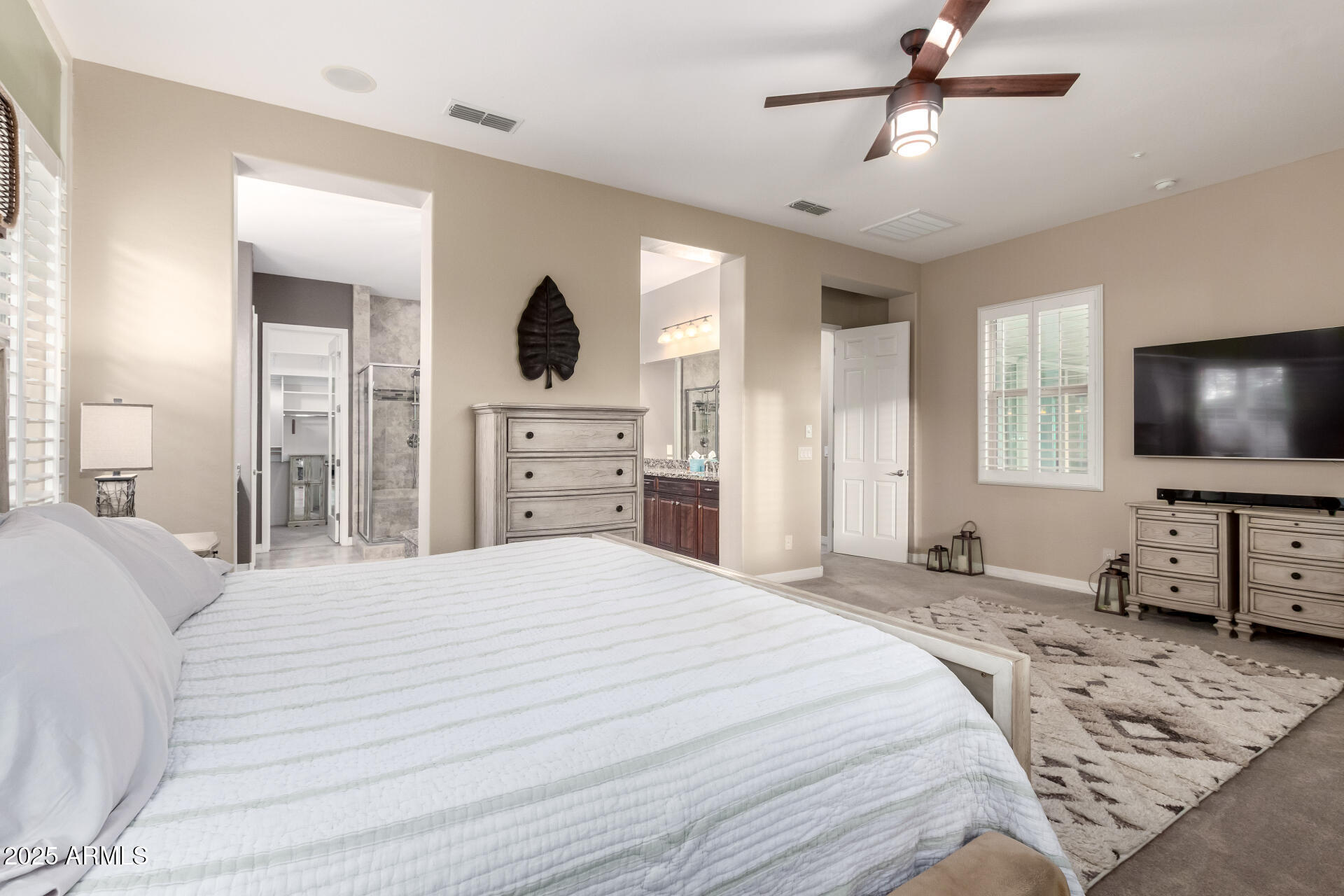 4908 S FIGUEROA Lane