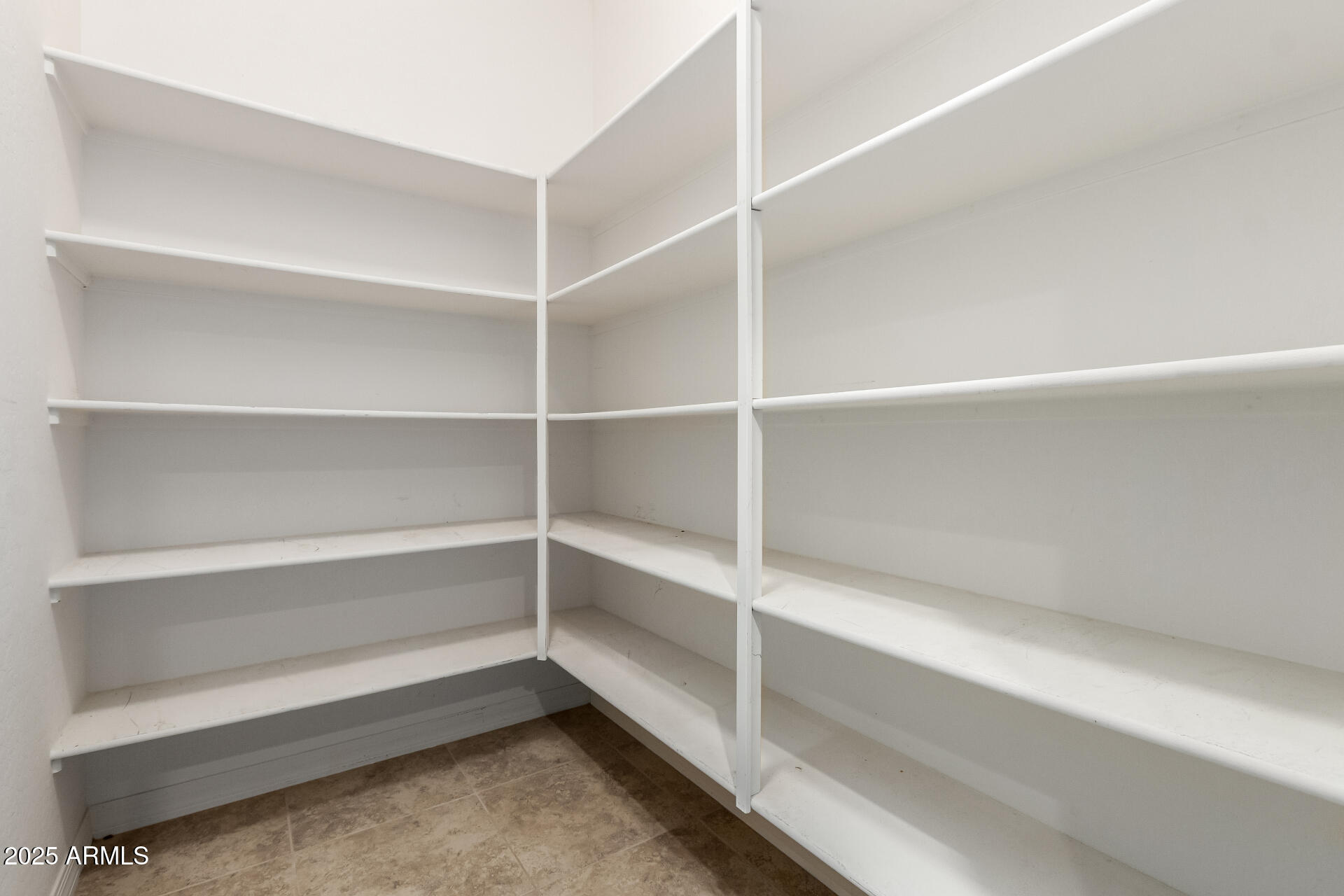 4908 S FIGUEROA Lane