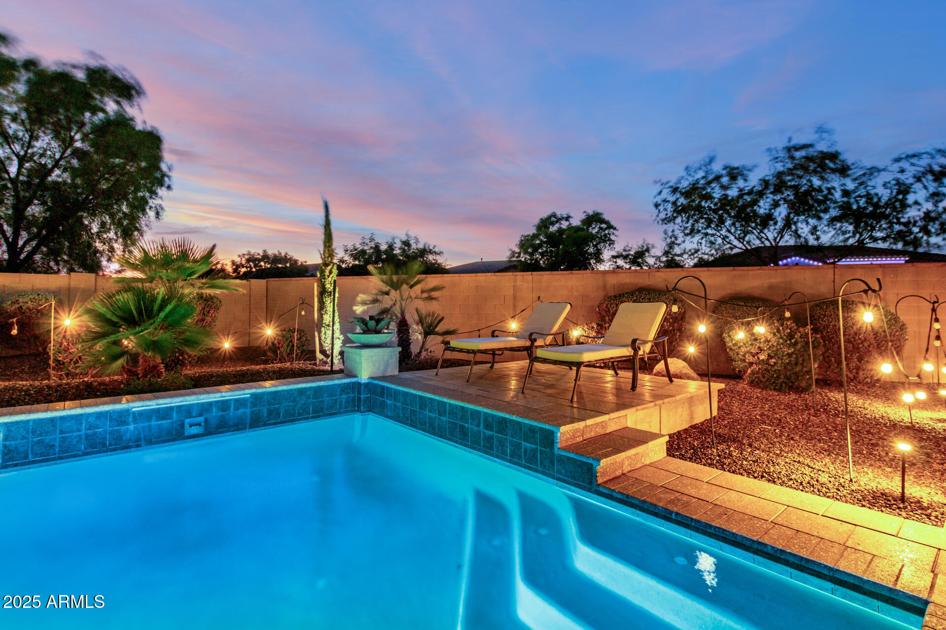 4908 S FIGUEROA Lane