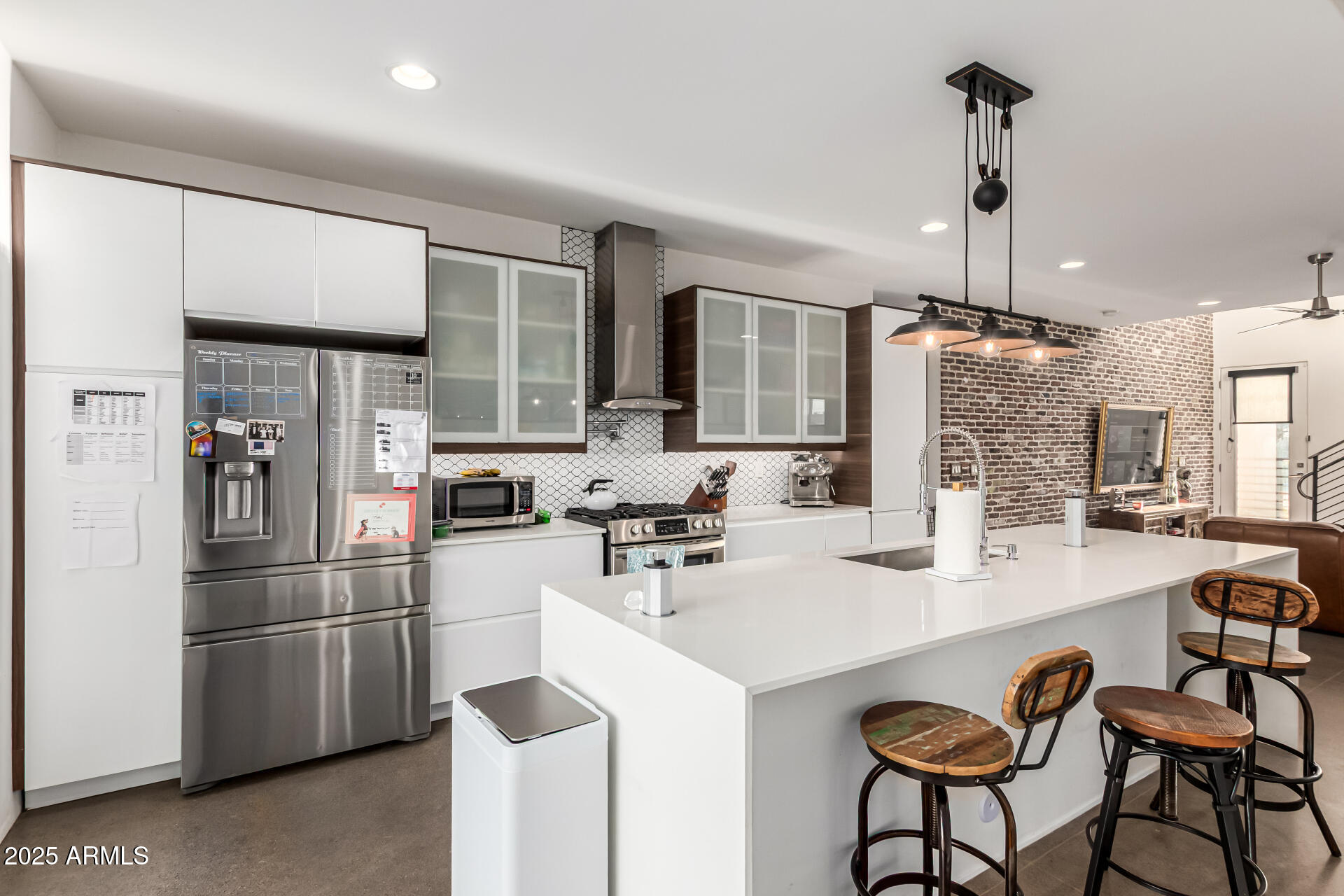 2311 N 29TH Place