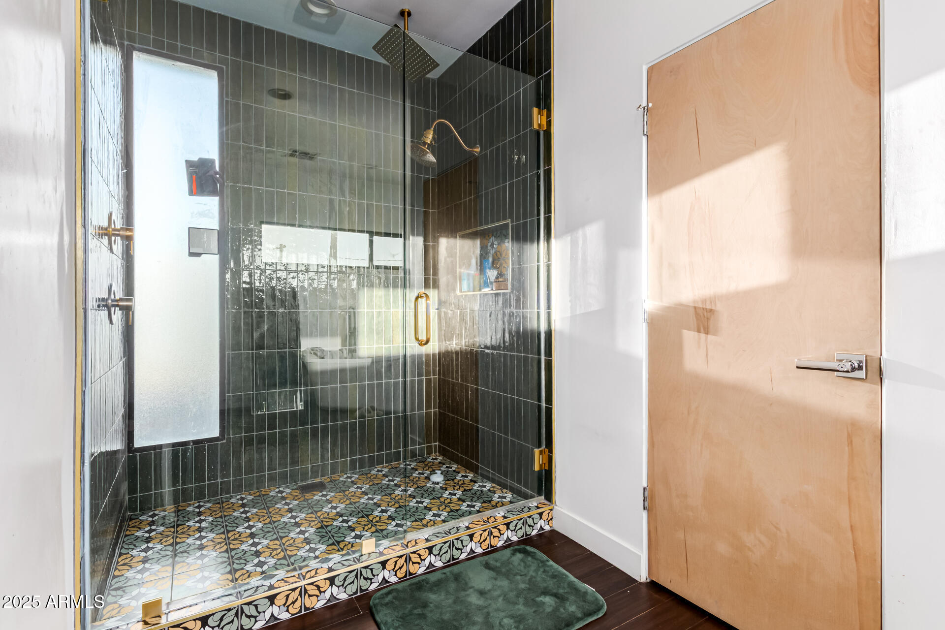 2311 N 29TH Place