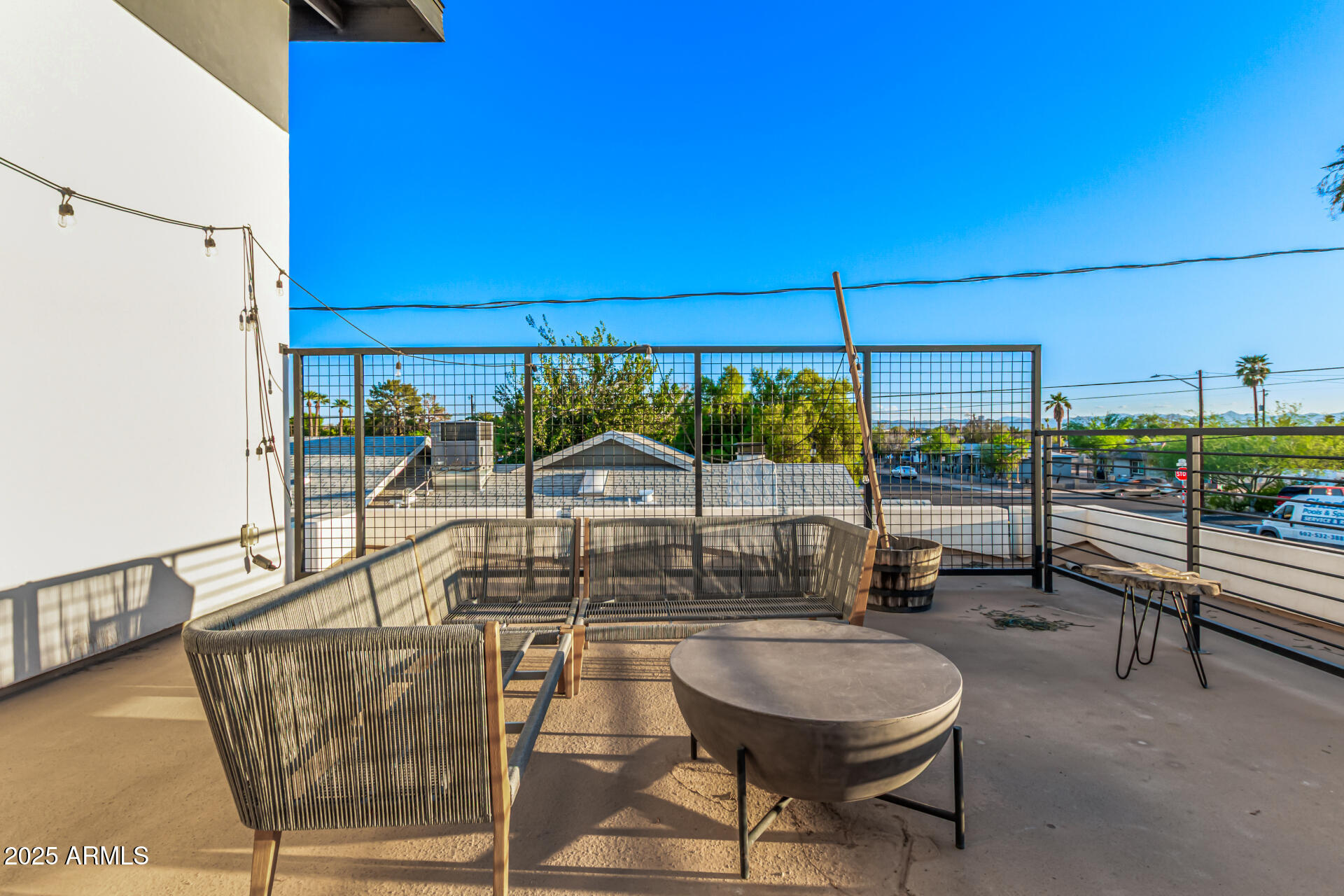 2311 N 29TH Place
