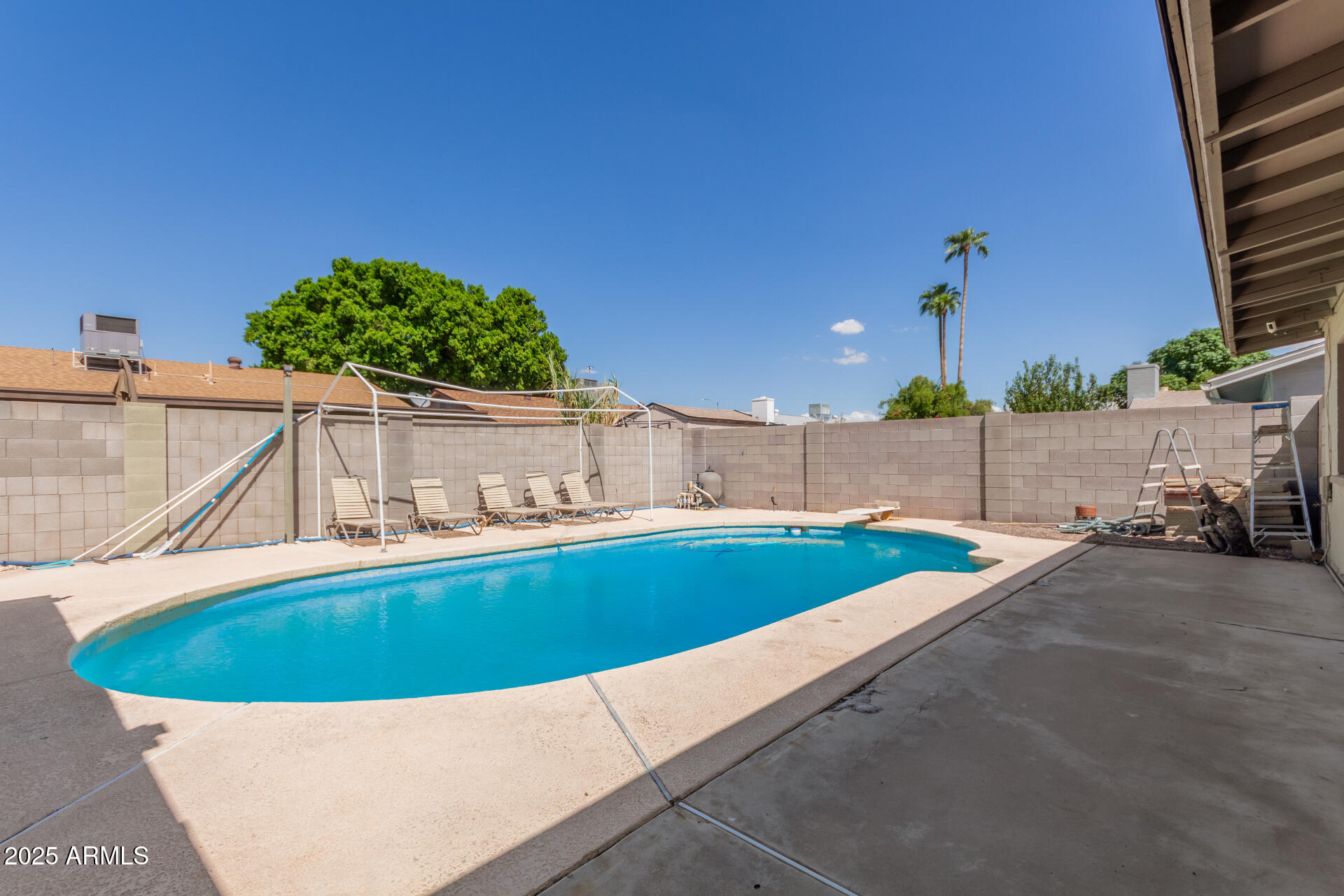 4348 W SHANGRI LA Road