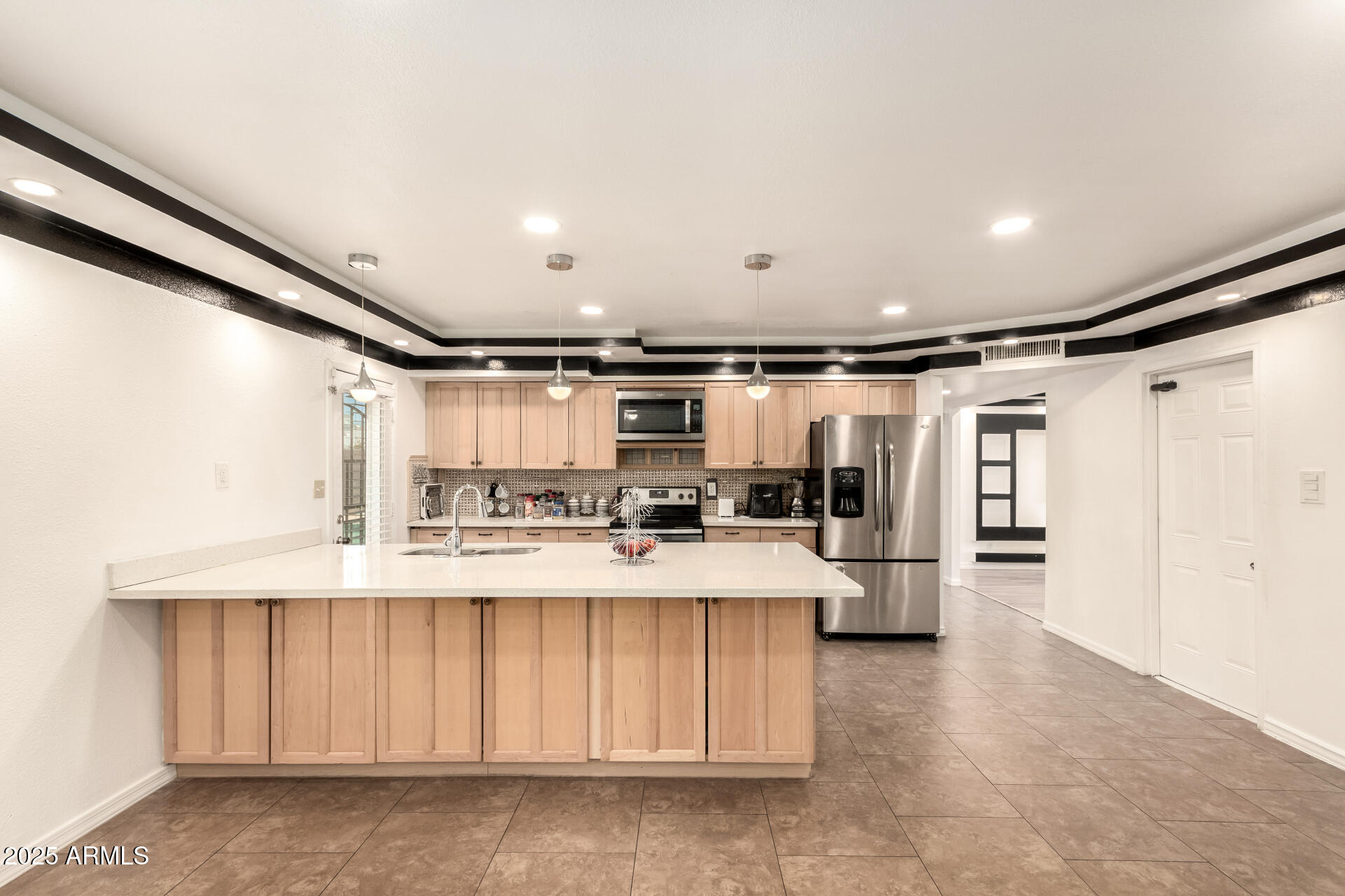 4348 W SHANGRI LA Road