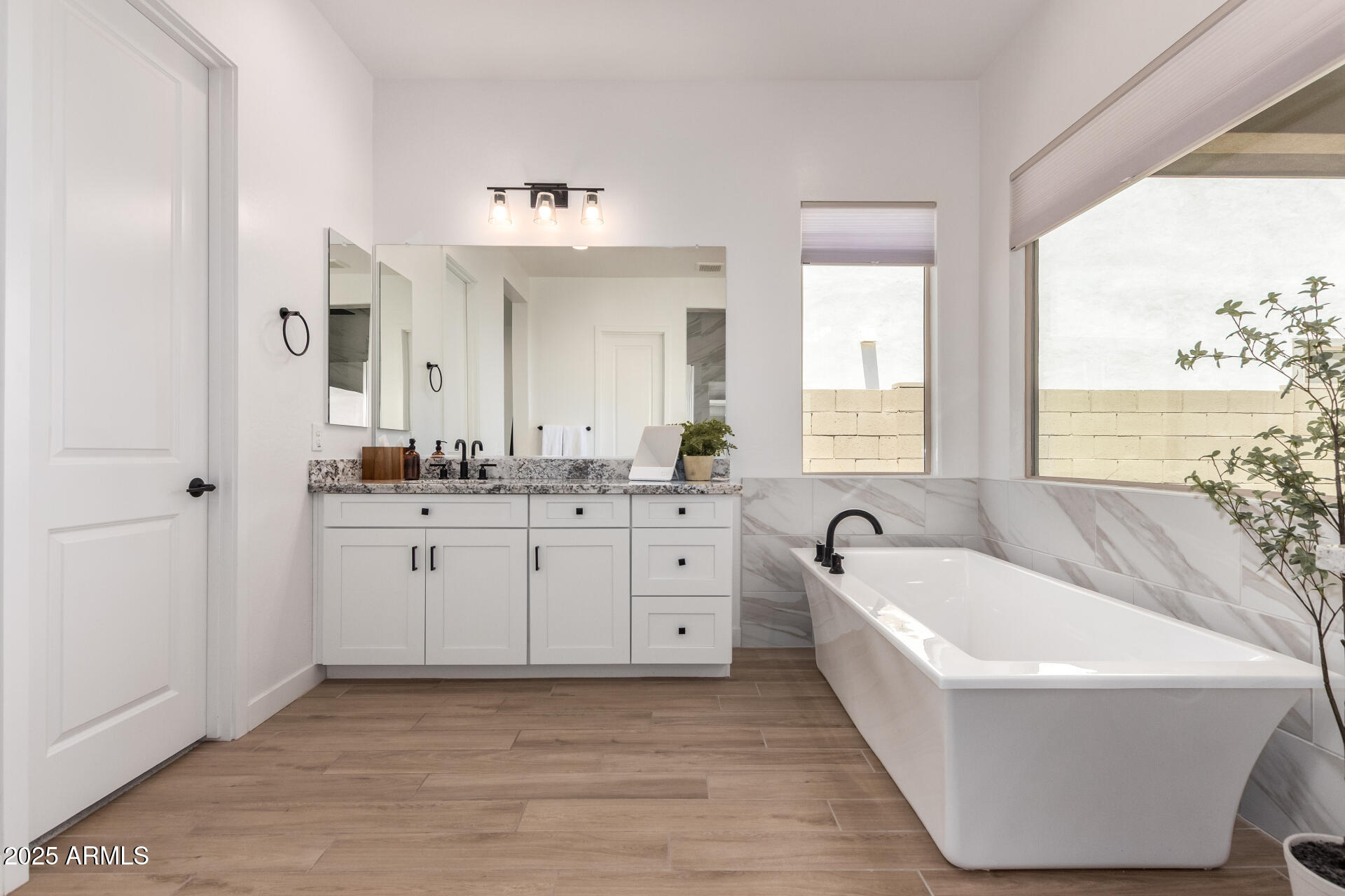 6356 S GRANITE Street