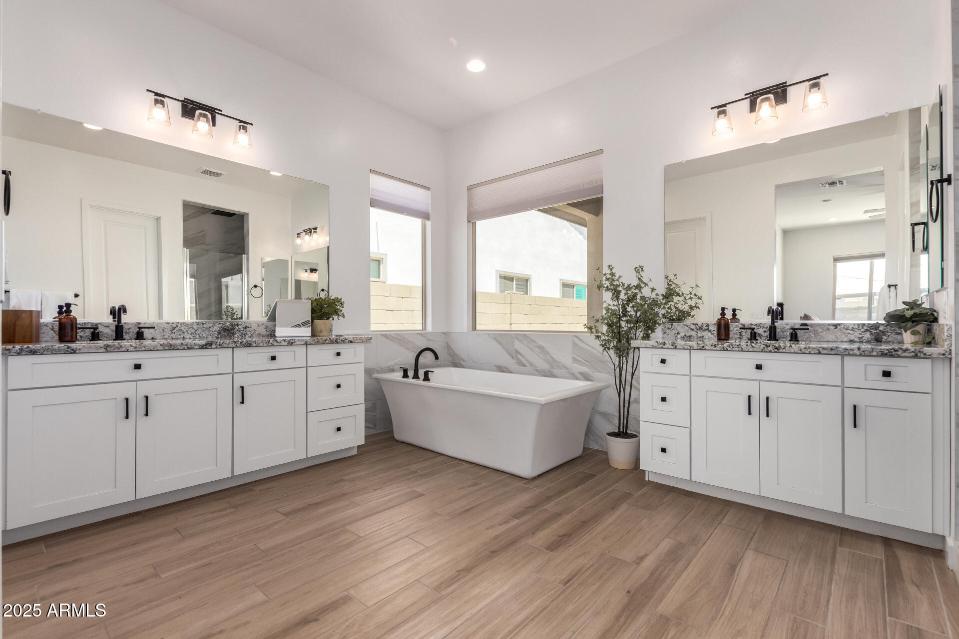 6356 S GRANITE Street